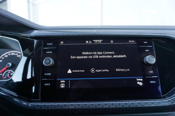 Apple Carplay/Android Auto