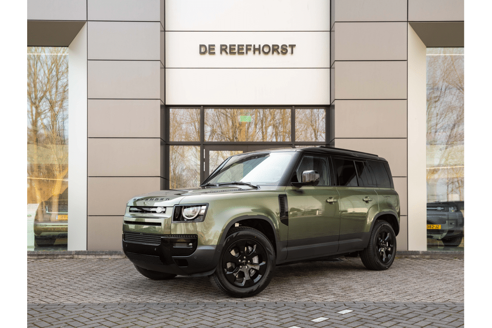 Land Rover Defender 110 P300e 110 Forest Edition - Afbeelding 1
