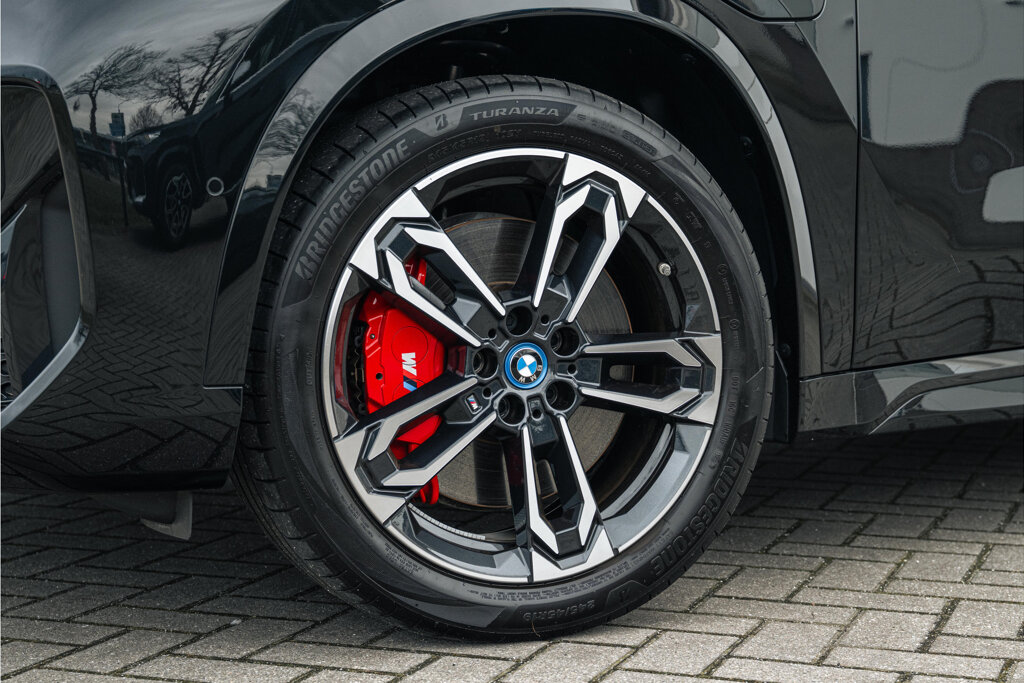 BMW X1 13