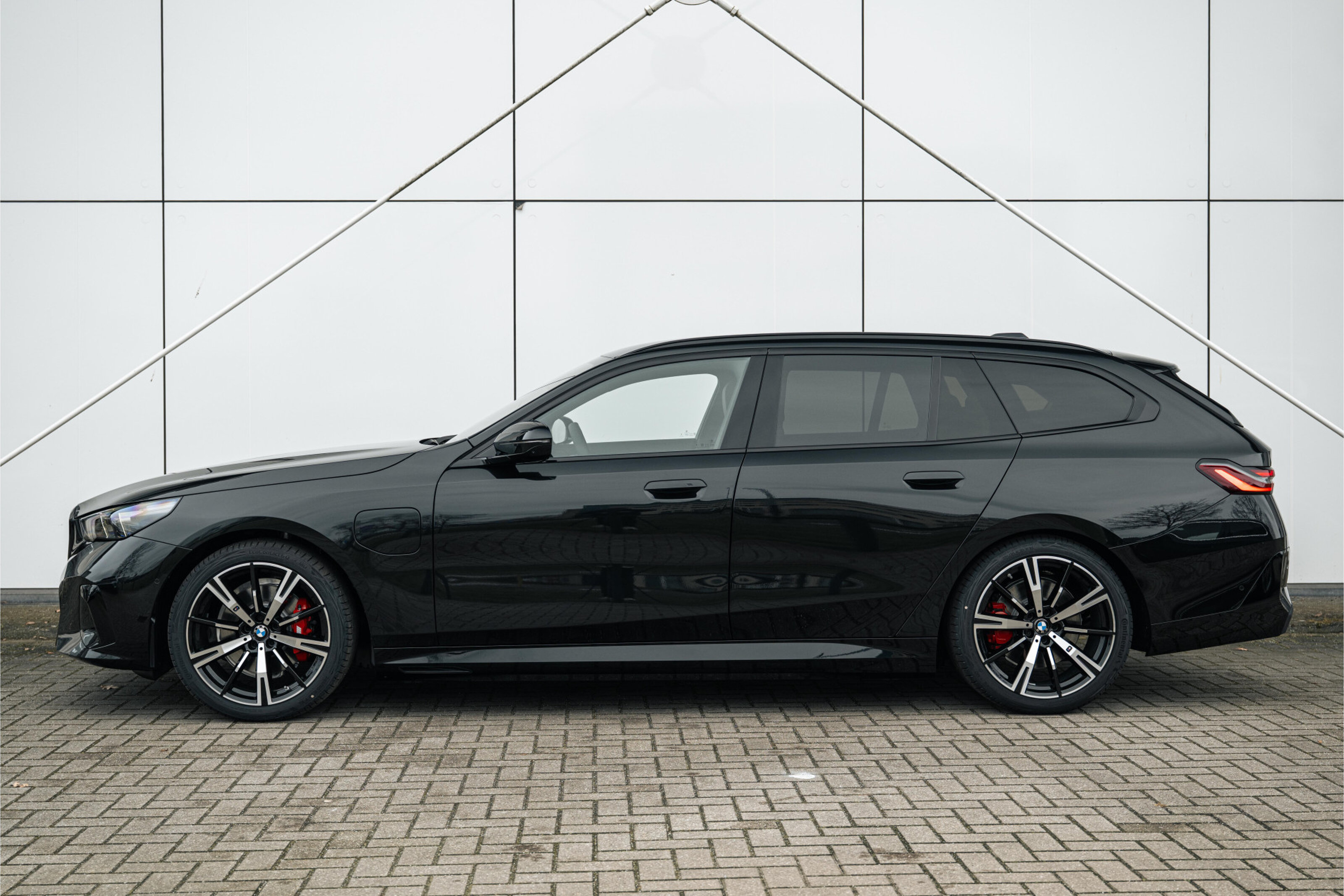 BMW 5 Serie Touring 530e M Sport Automaat