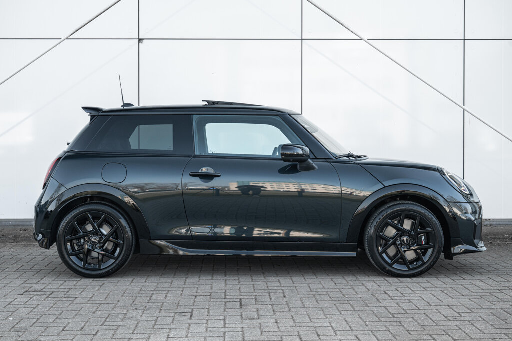 MINI 3-Deurs 11