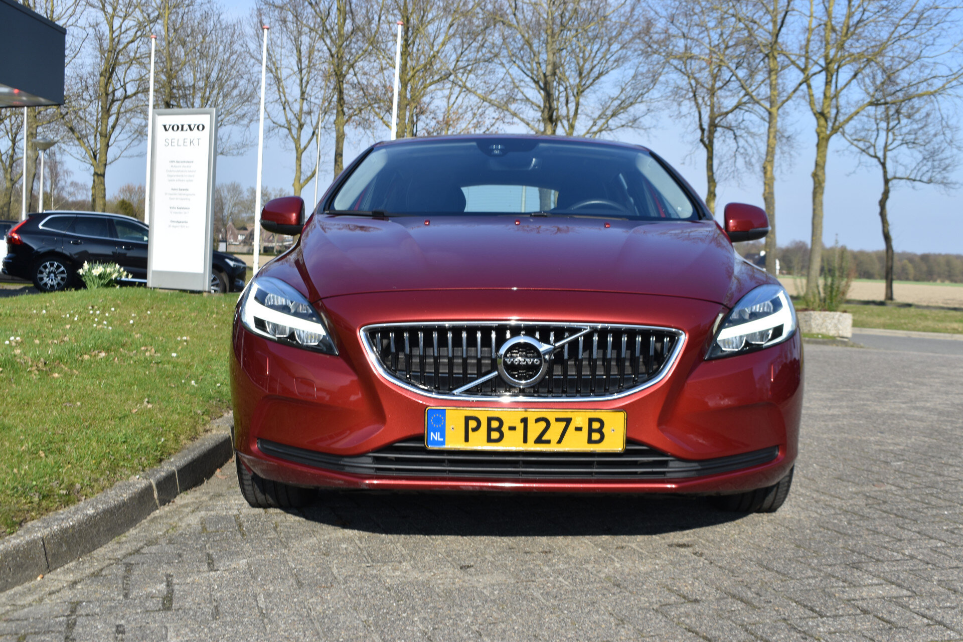 Volvo V40 T3 153PK Nordic+ - Afbeelding 3