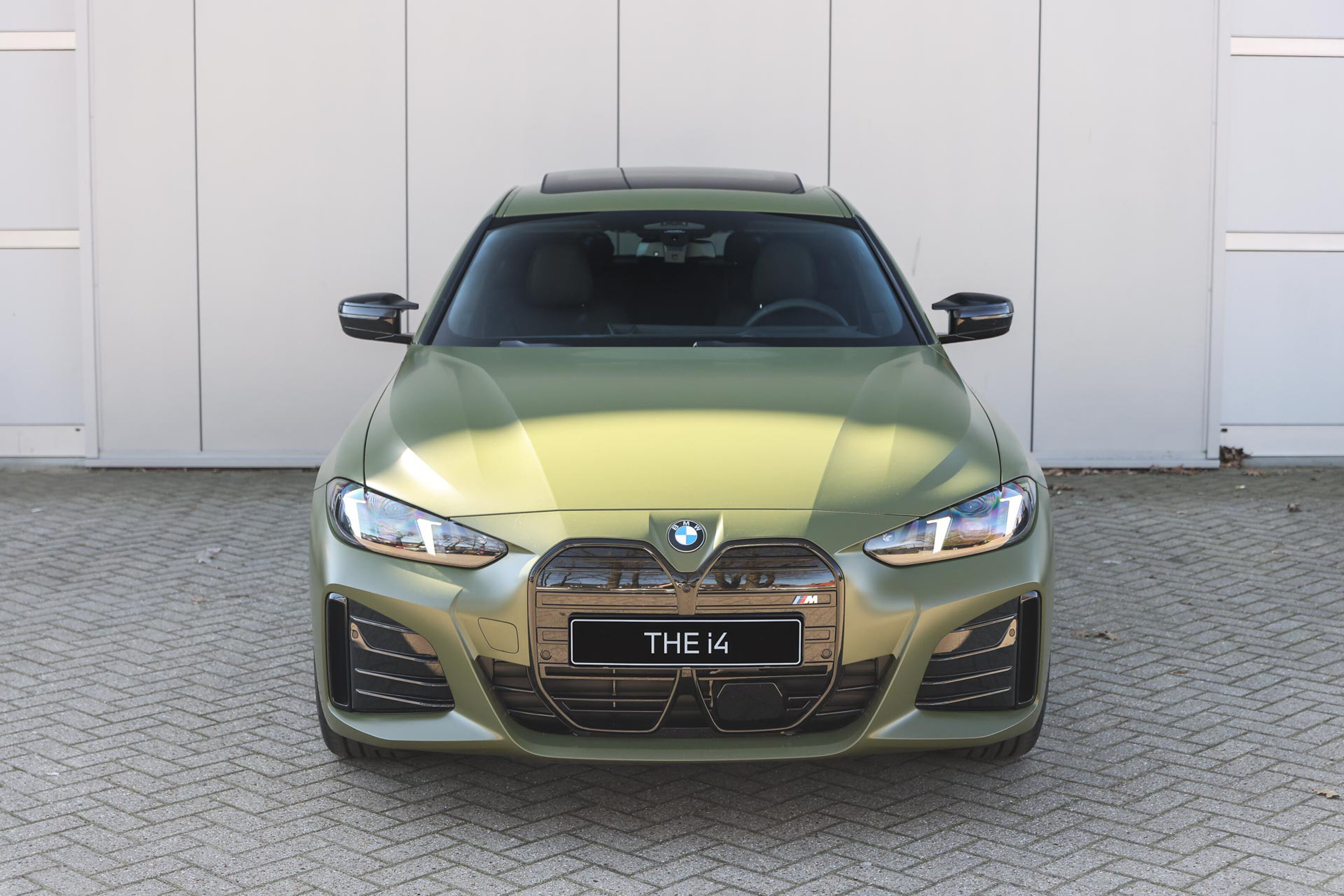BMW i4 6