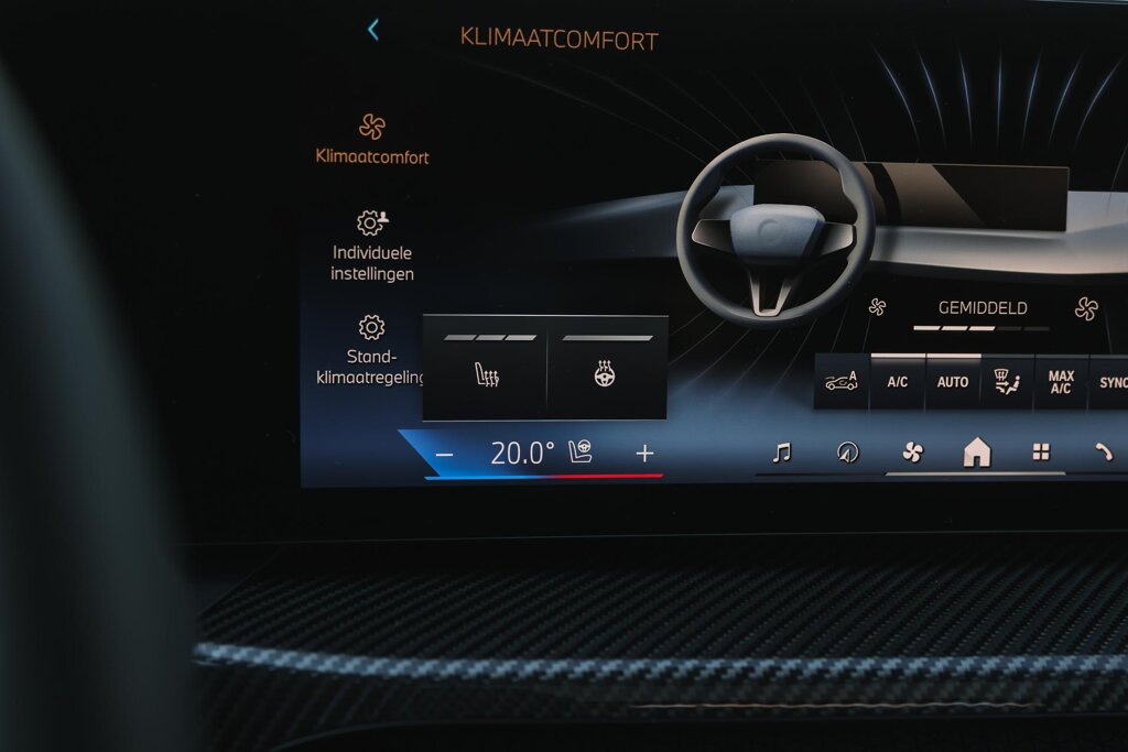 BMW i4 21