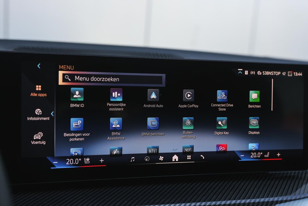 BMW i4 22