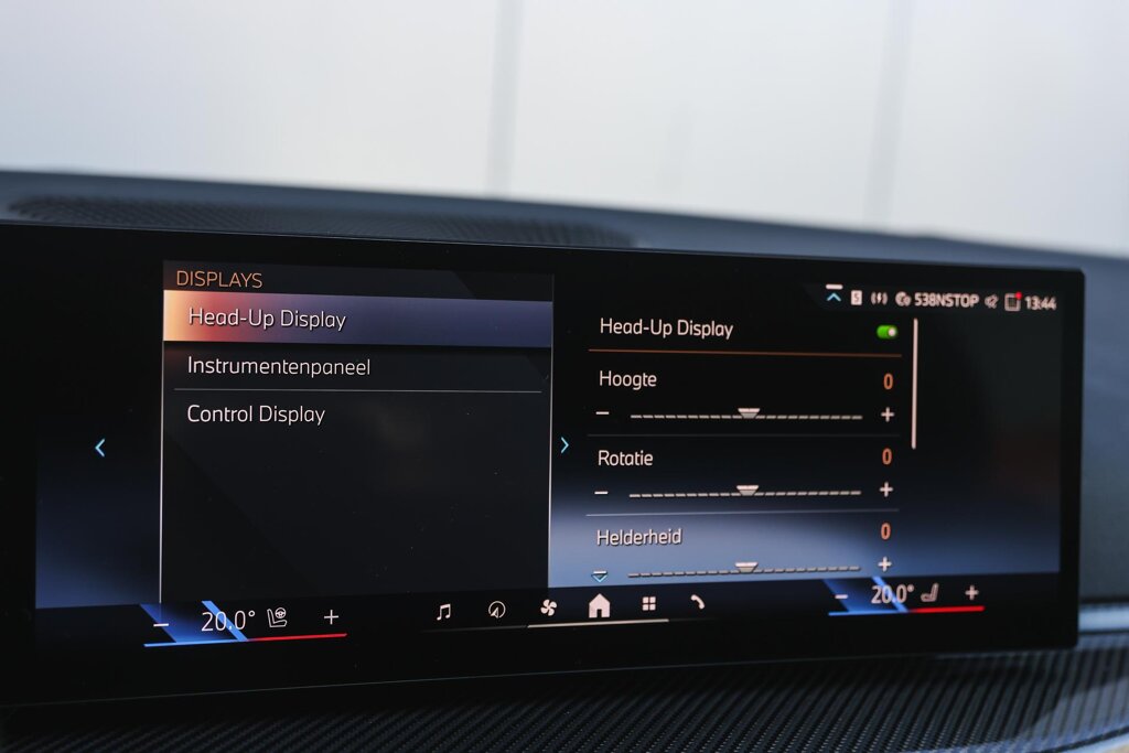 BMW i4 23