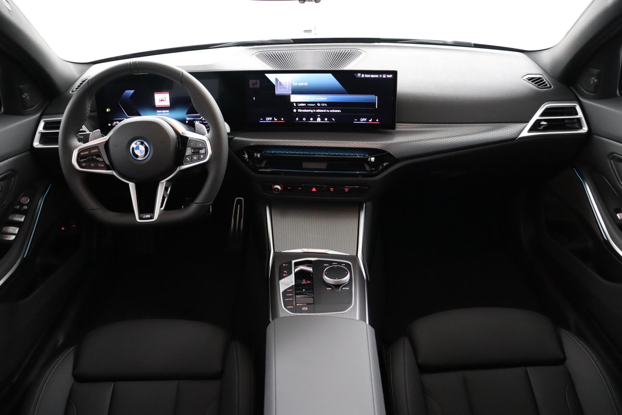 BMW 3 Serie Touring 330e Touring - Afbeelding 4