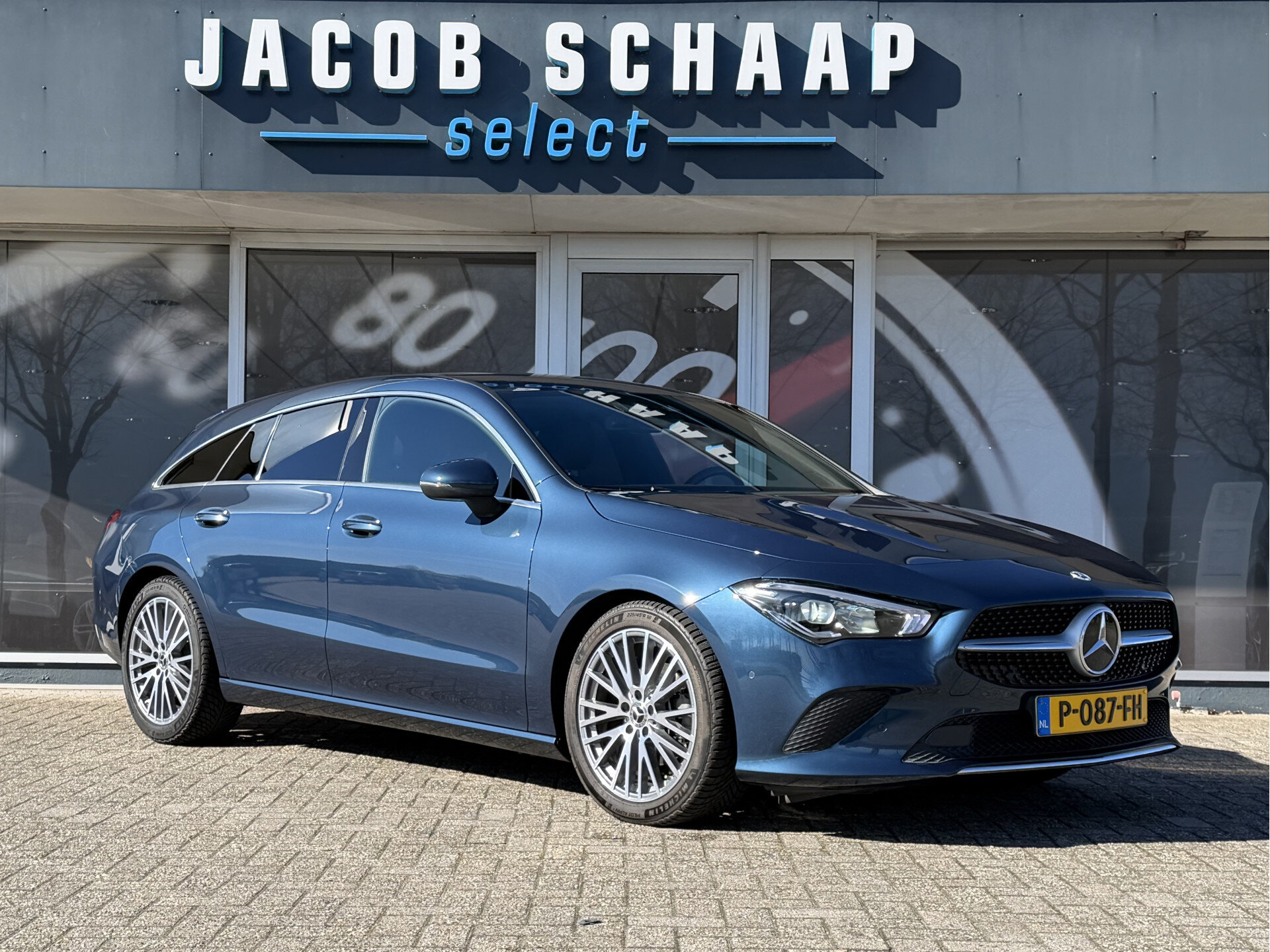 Mercedes-Benz CLA Shooting Brake 180 Business Solution Luxury Automaat - Afbeelding 2