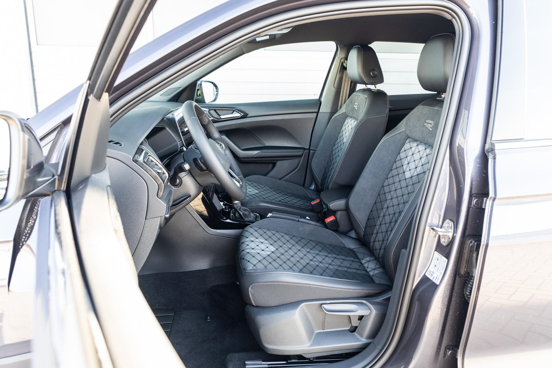 Volkswagen T-Cross 1.0 TSI 115pk DSG R-Line Edition - Afbeelding 4