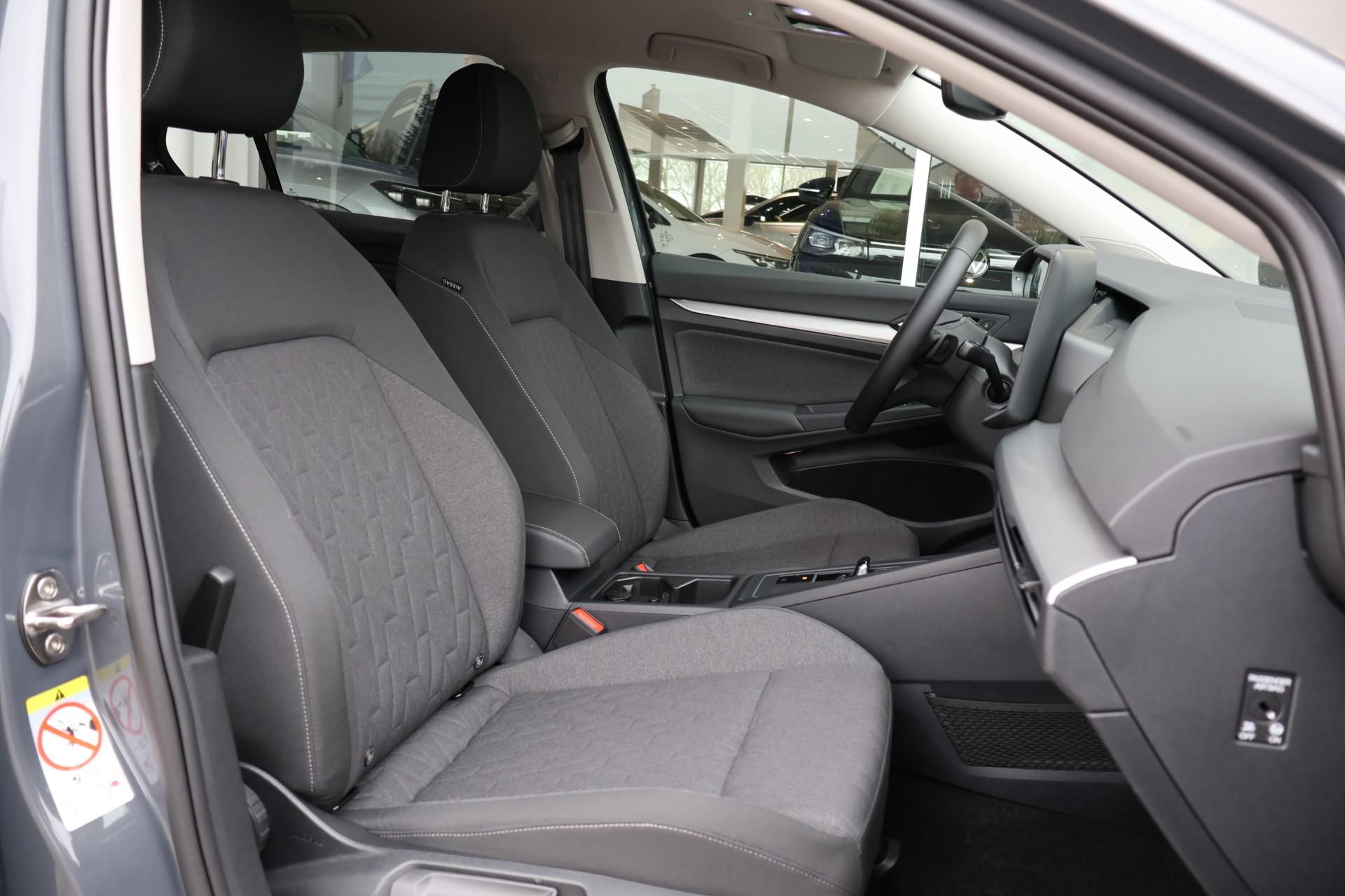 Volkswagen Golf 1.5 eHybrid 204pk Life Edition - Afbeelding 4