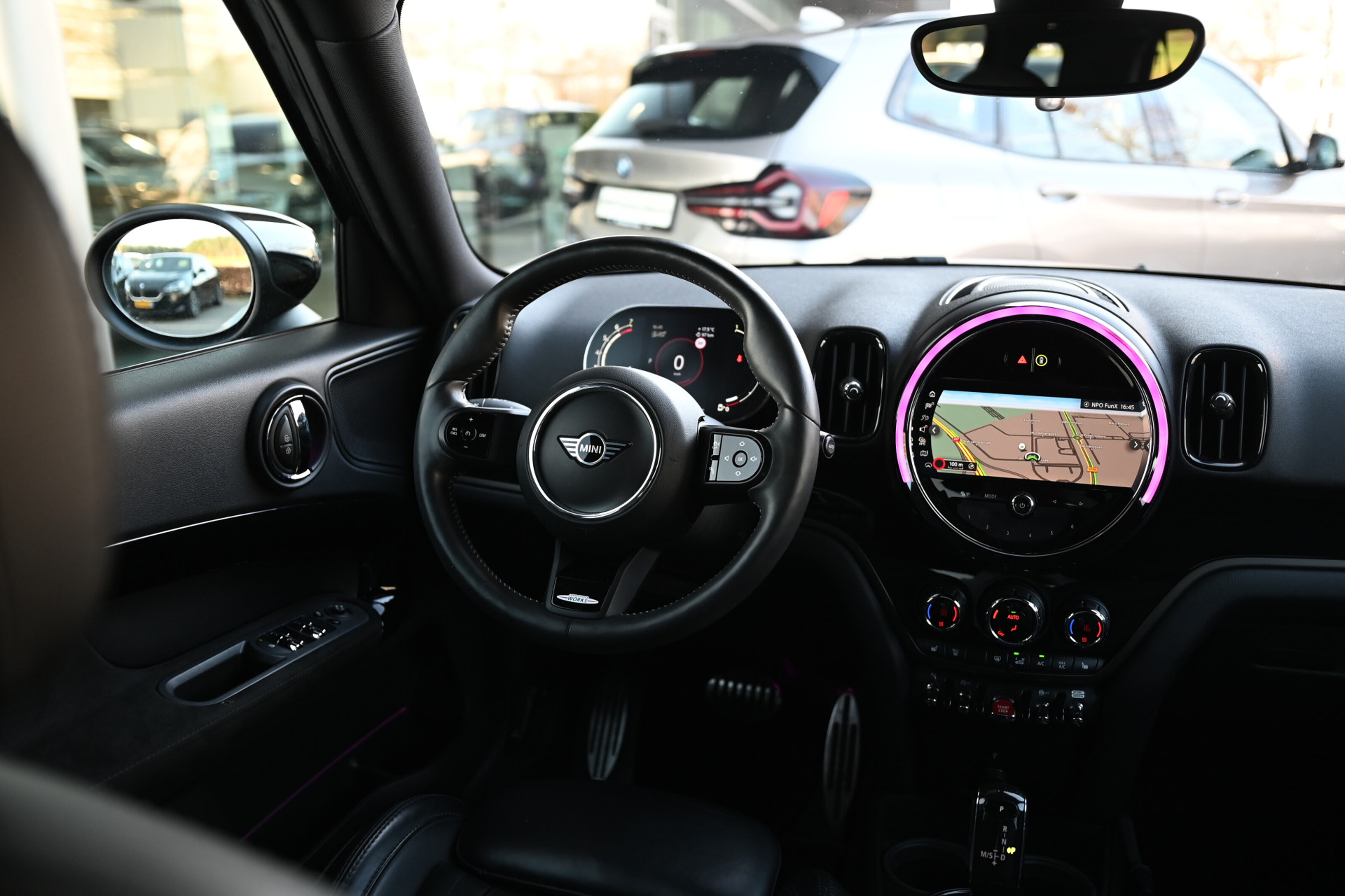 MINI Countryman 8