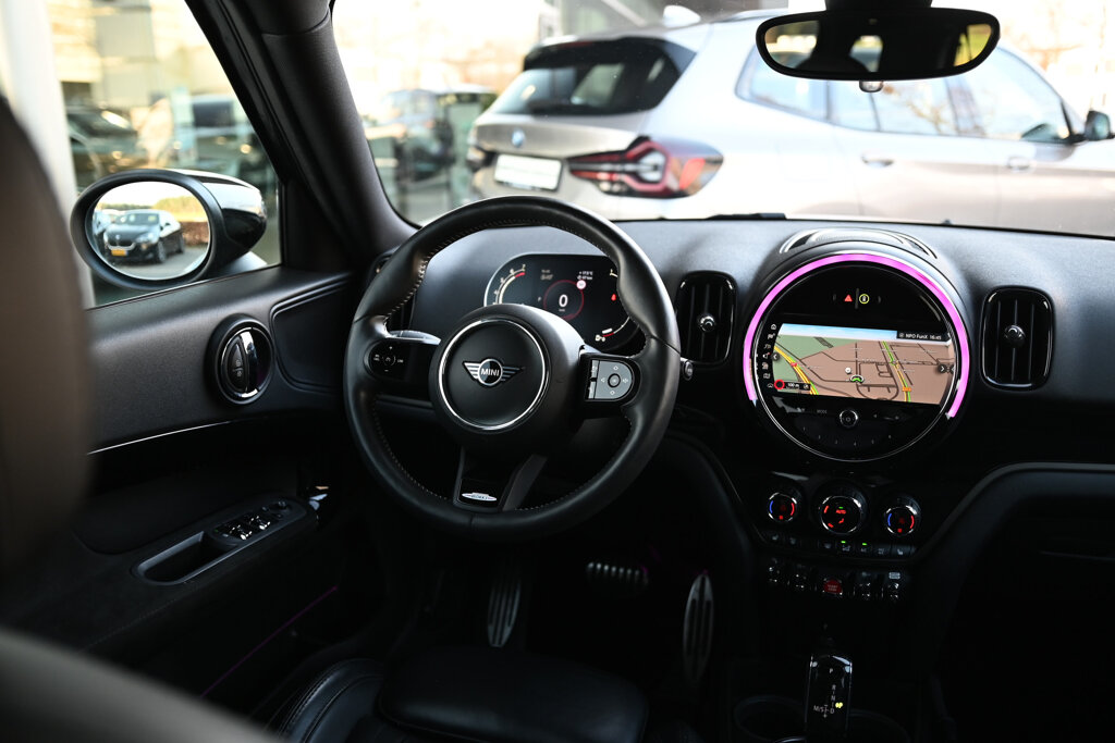 MINI Countryman 8