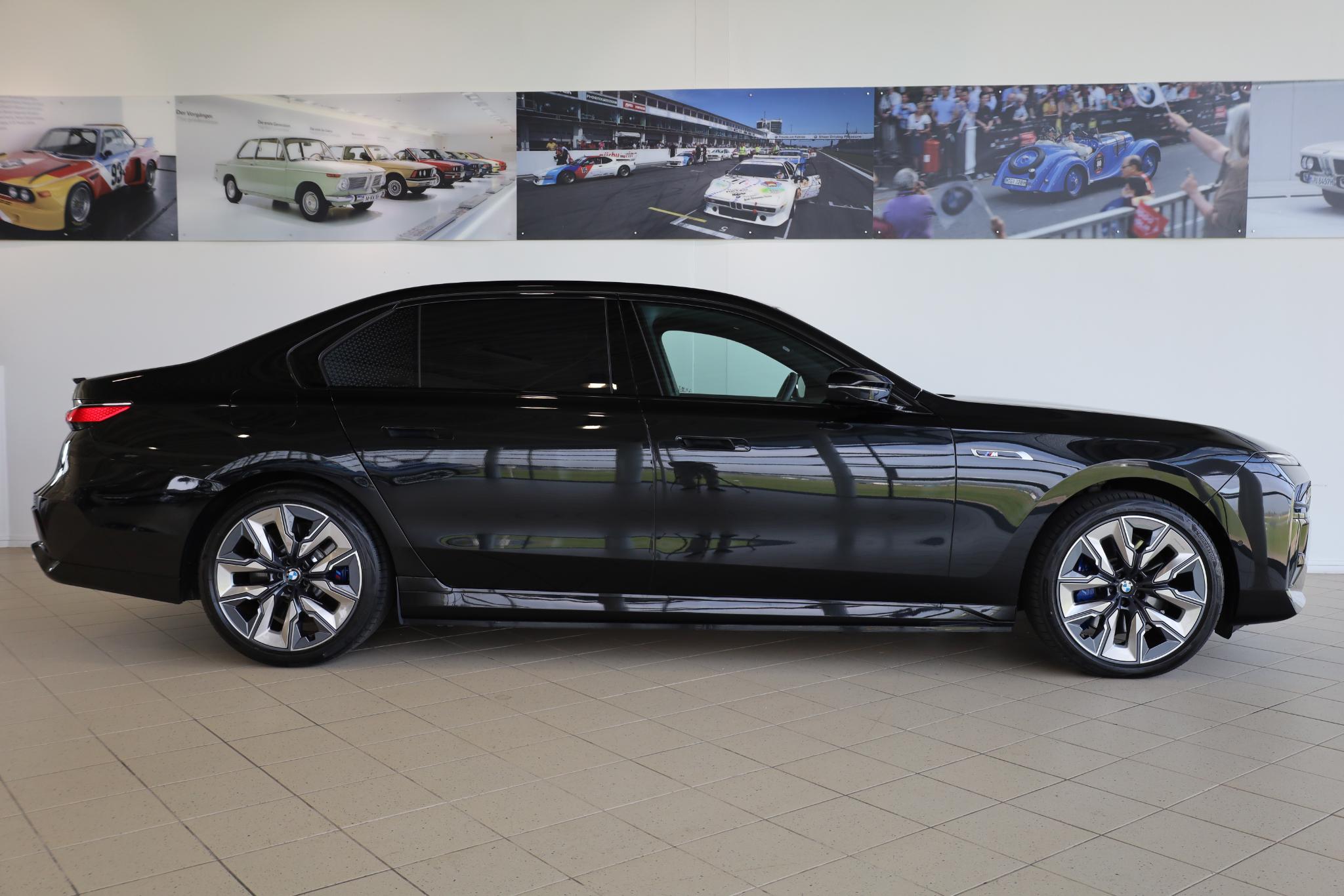 BMW 7 Serie M760e xDrive - Afbeelding 3