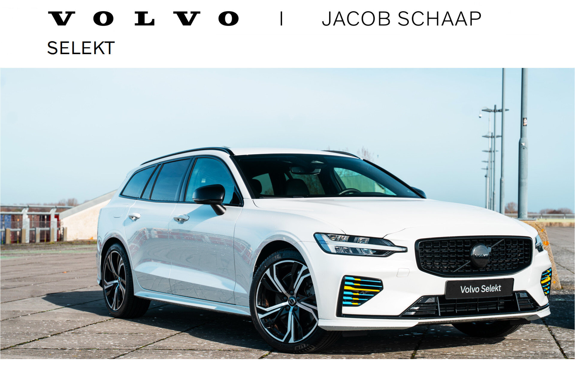 Volvo V60 T6 Plug-in hybrid AWD Plus Dark