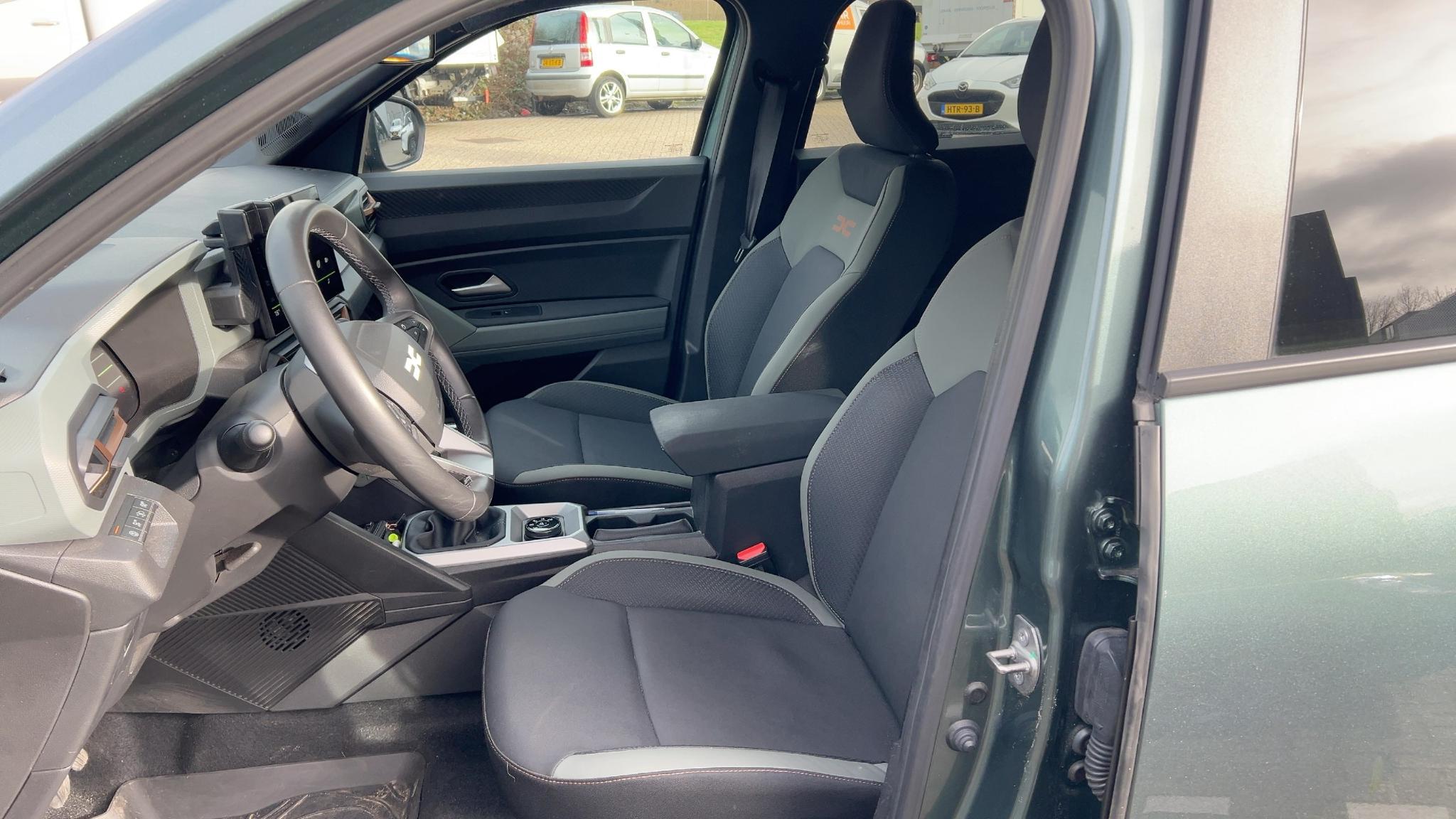 Dacia Duster extreme mild hybrid 130 4x4 - Afbeelding 5