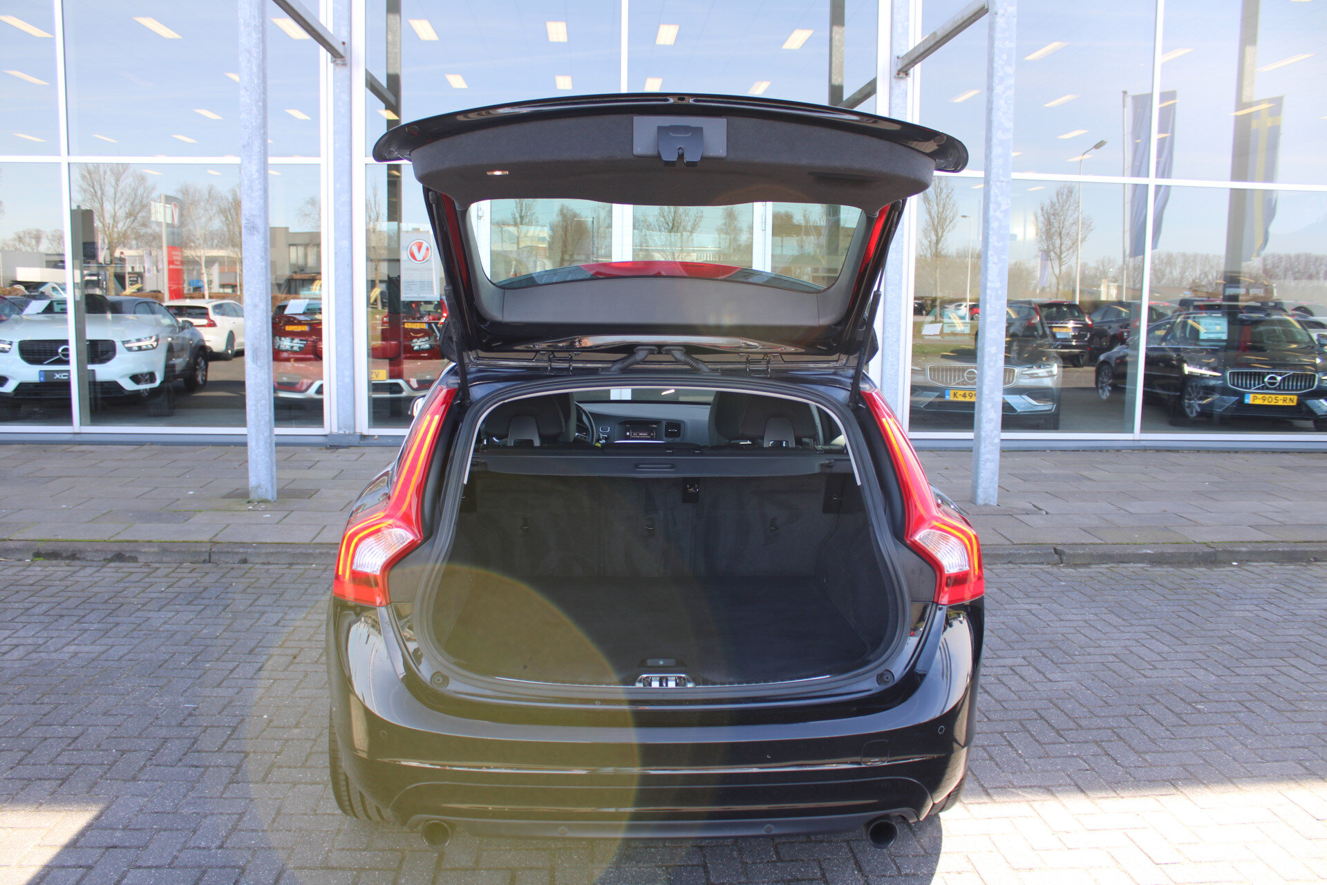Volvo V60 T3 Automaat Polar+ - Afbeelding 5