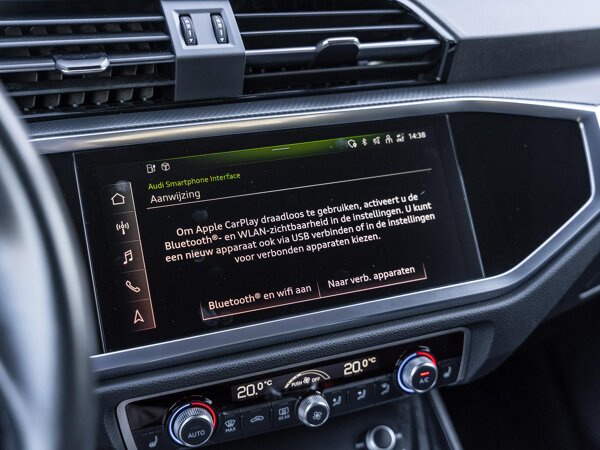 Apple Carplay/Android Auto