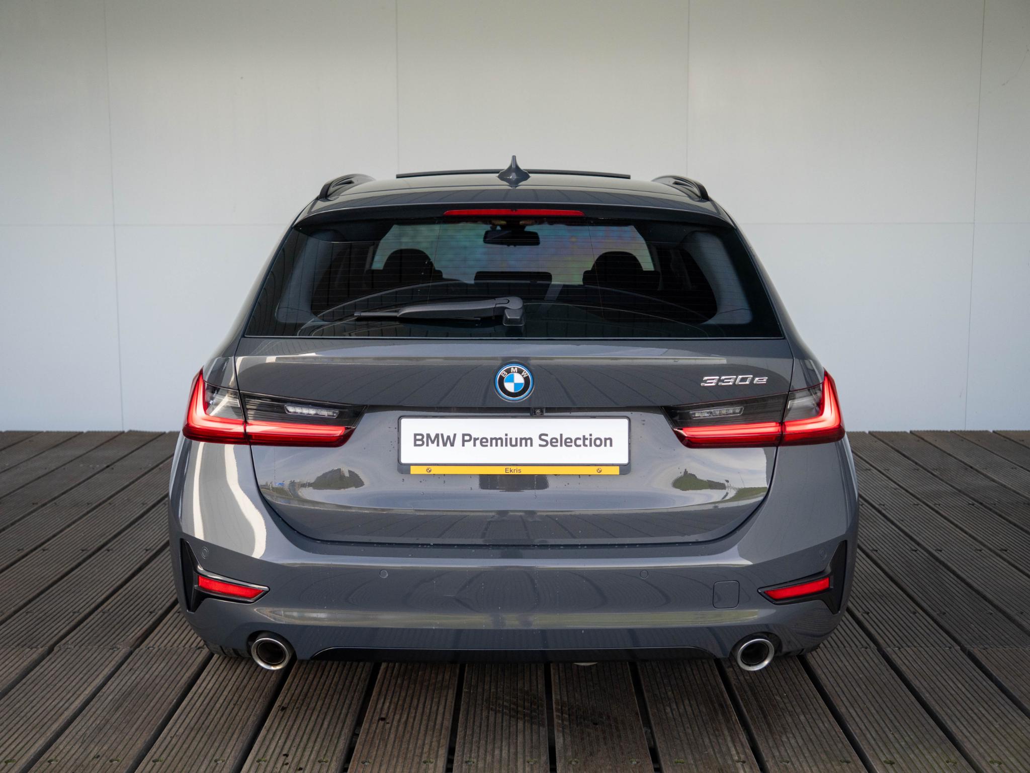 BMW 3 Serie Touring 330e - Afbeelding 5