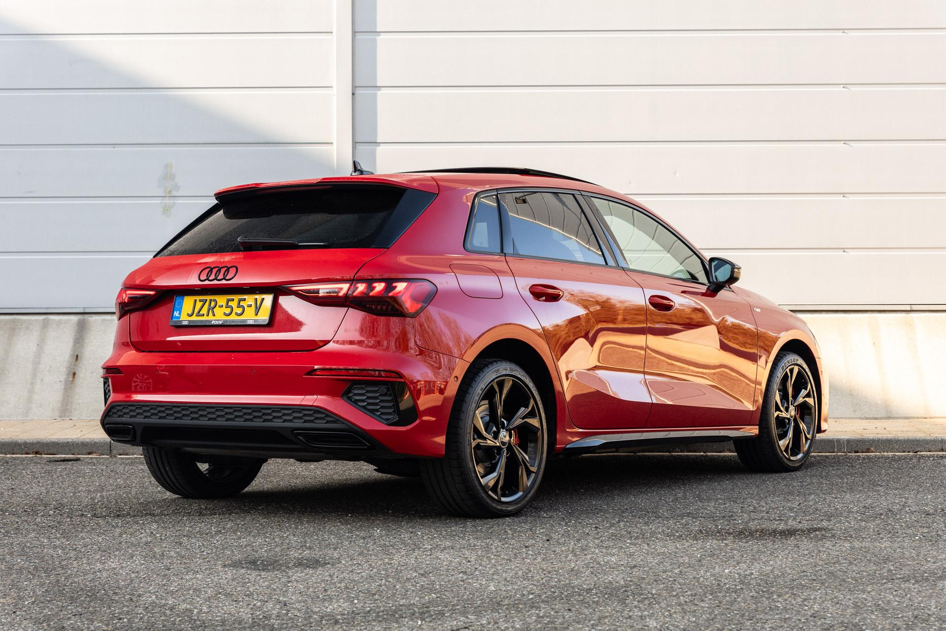 Audi A3 Sportback 45 TFSIe 245pk PHEV S Edition Competition - Afbeelding 2