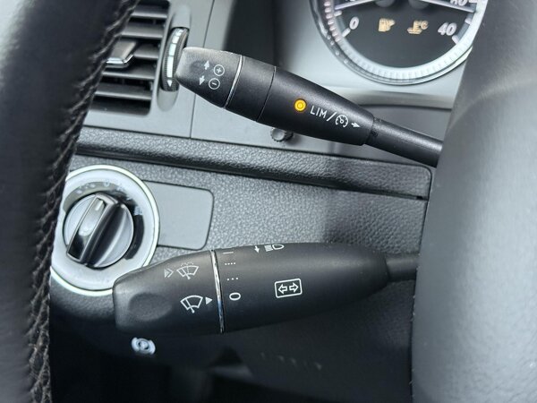 Tempomat, cruise control en begrenzer Tempomat, cruise control en begrenzer