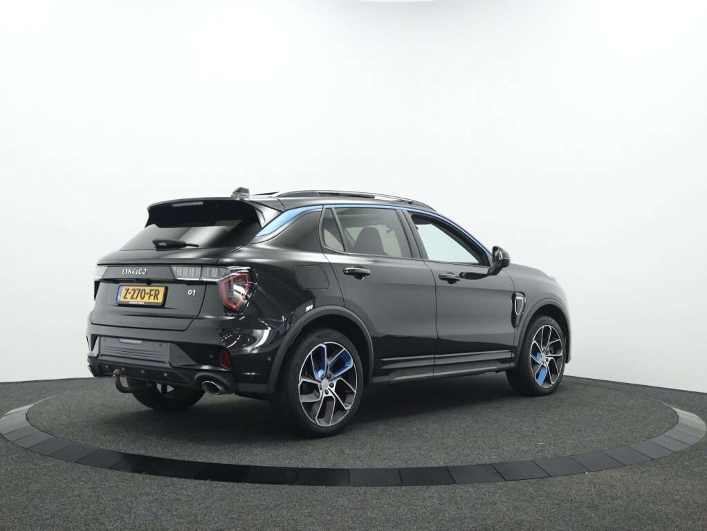 Lynk & Co 01 1.5 PHEV 261 PK | Trekhaak | 360 graden camera | Panoramadak | N - Afbeelding 2