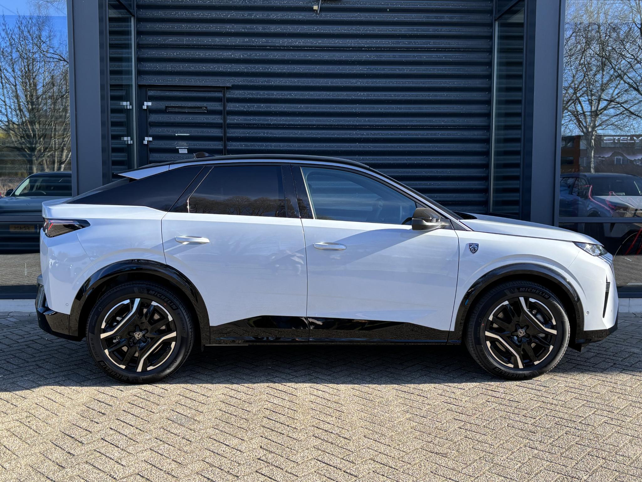 Peugeot e-3008 GT Avantage 210 73 kWh - Afbeelding 4