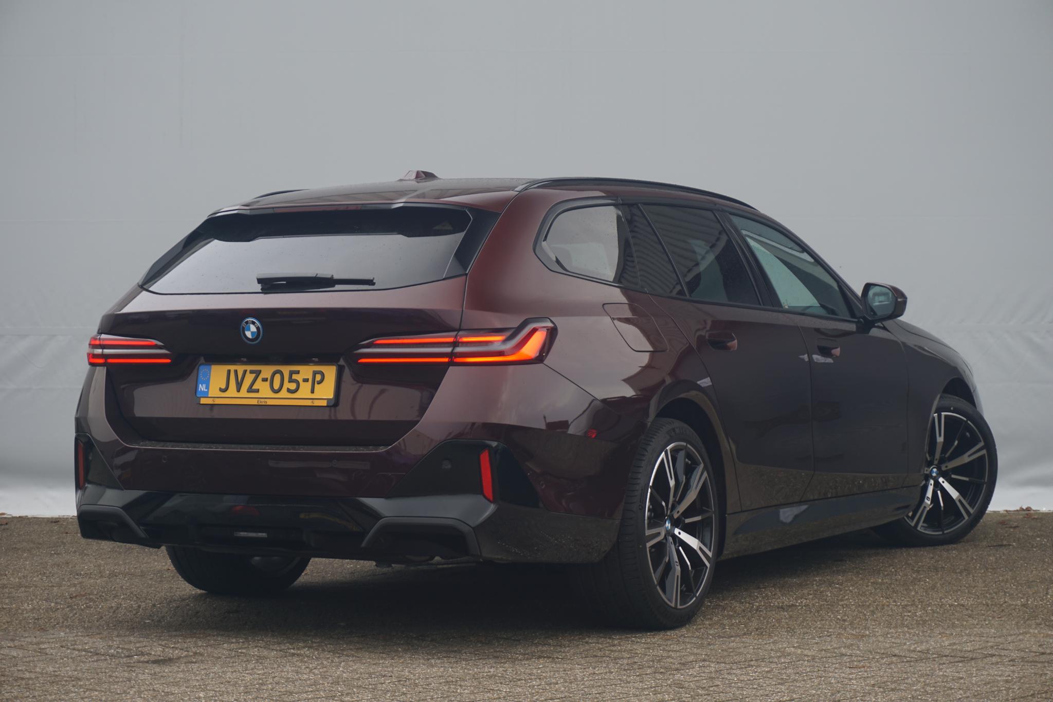 BMW 5-serie Touring 530e - Afbeelding 2