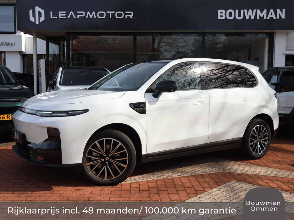 Leapmotor B10 EV 67,1 kWh 218PK Design ProMax, Rijklaarprijs | NIEUW | Panoramadak | Navigatie | Camera | Adaptieve Cruise Control - Afbeelding 1