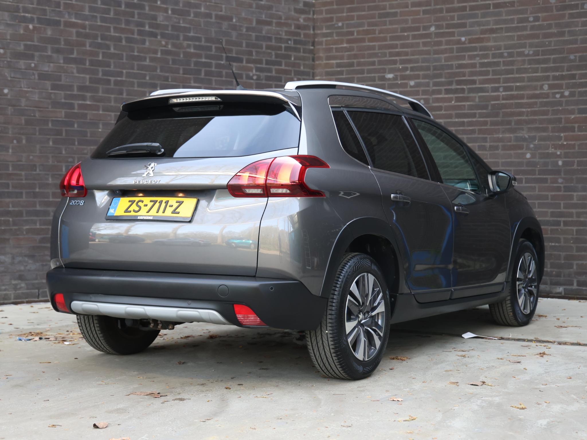 Peugeot 2008 SUV Allure 110pk Automaat - Afbeelding 3