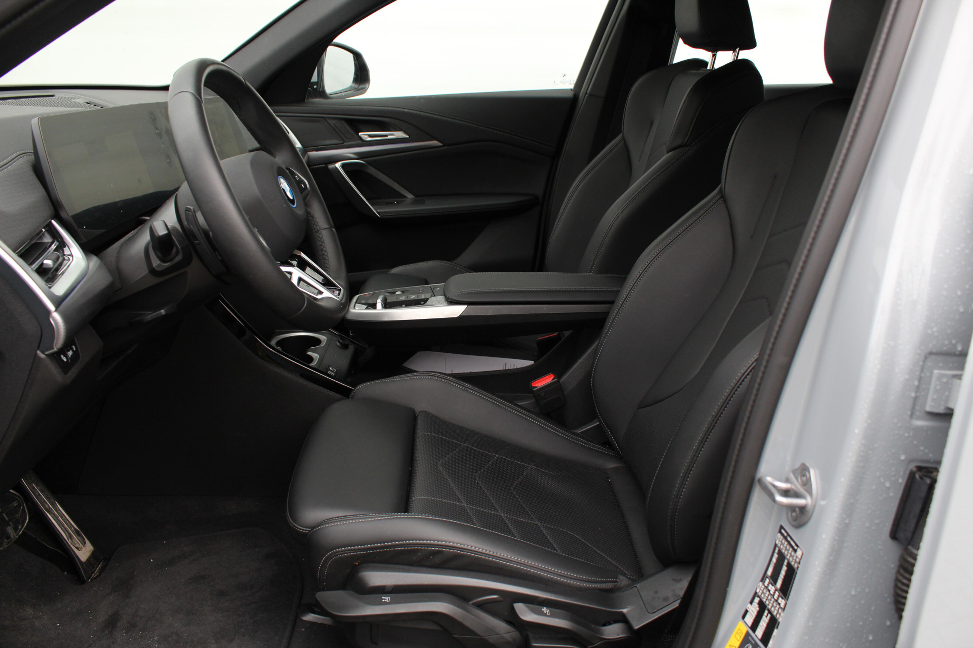 BMW iX2 7