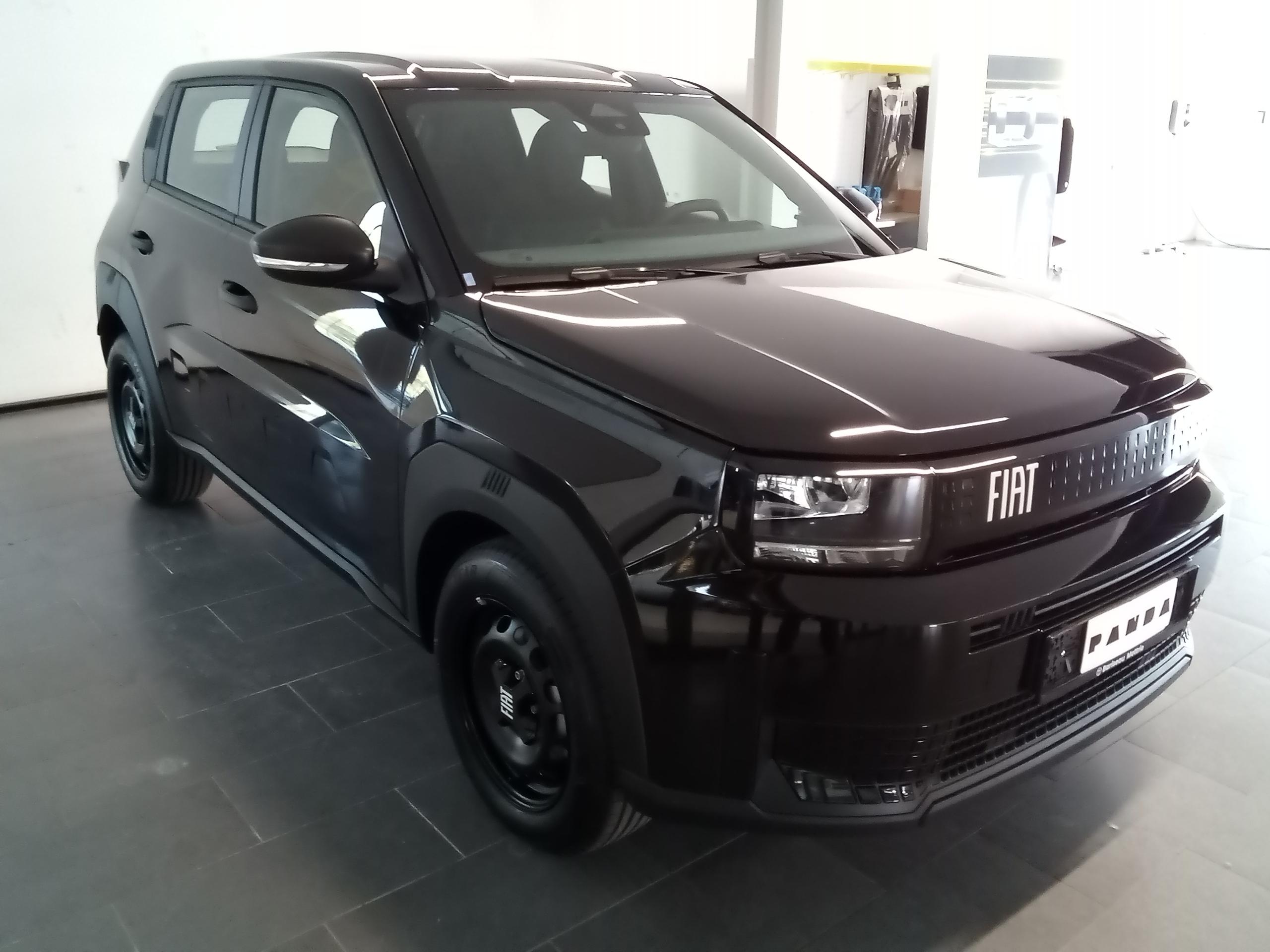 Fiat Grande Panda Panda Hybrid Pop - Image 3