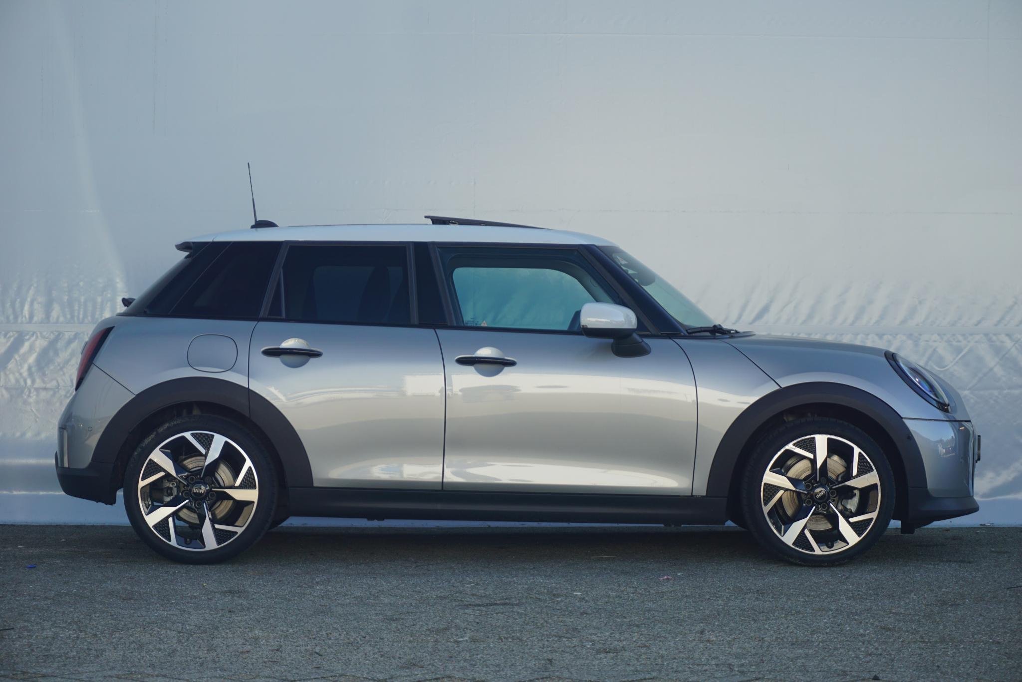 MINI 5-Deurs Cooper C - Afbeelding 4