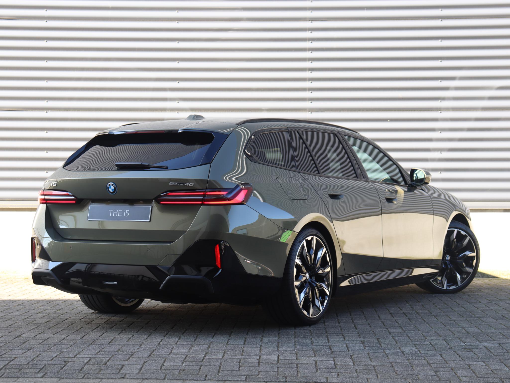 BMW i5 eDrive40 - Afbeelding 2