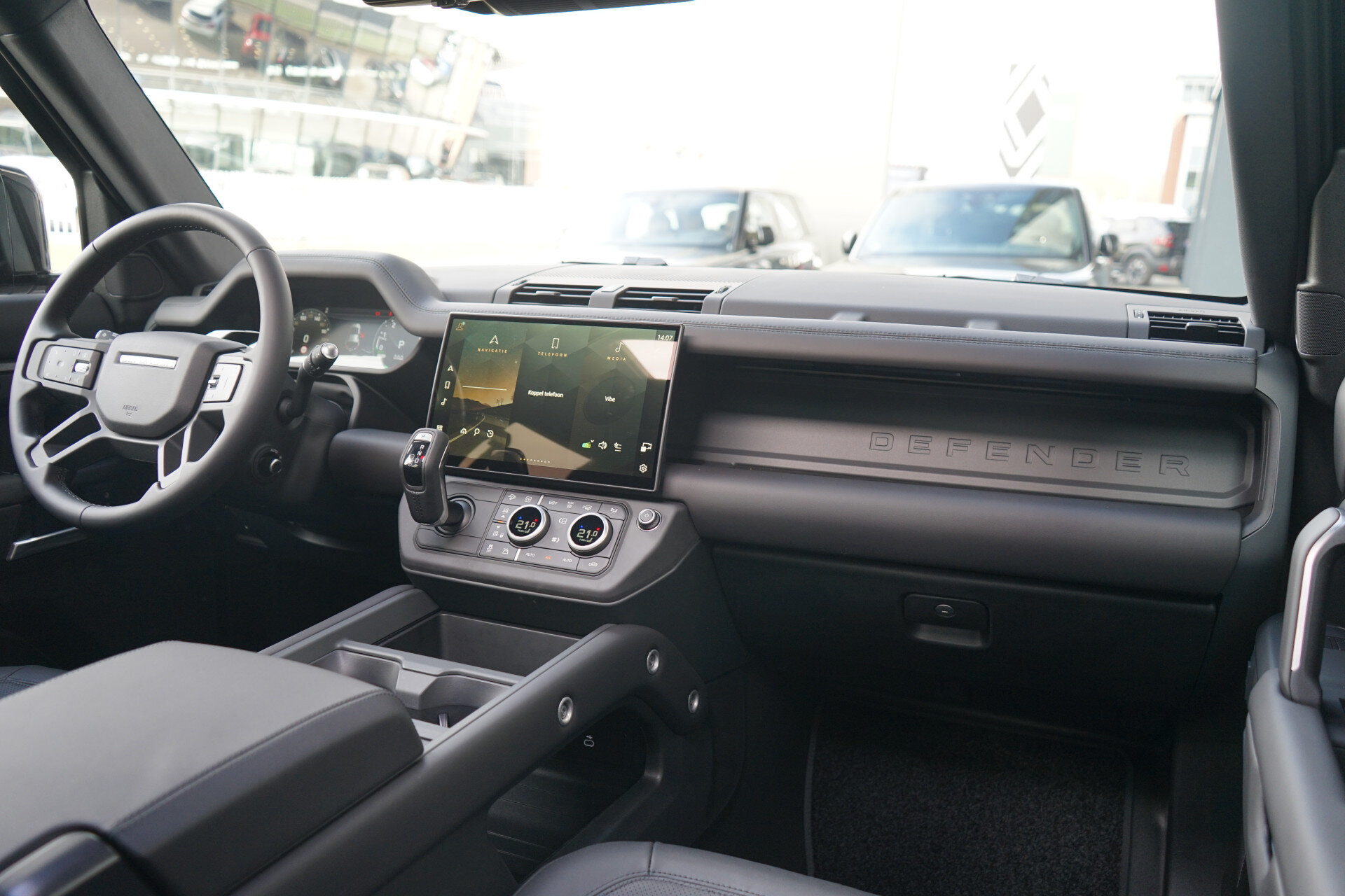 Land Rover Defender 110 P300e 110 X-Dynamic HSE - Afbeelding 3