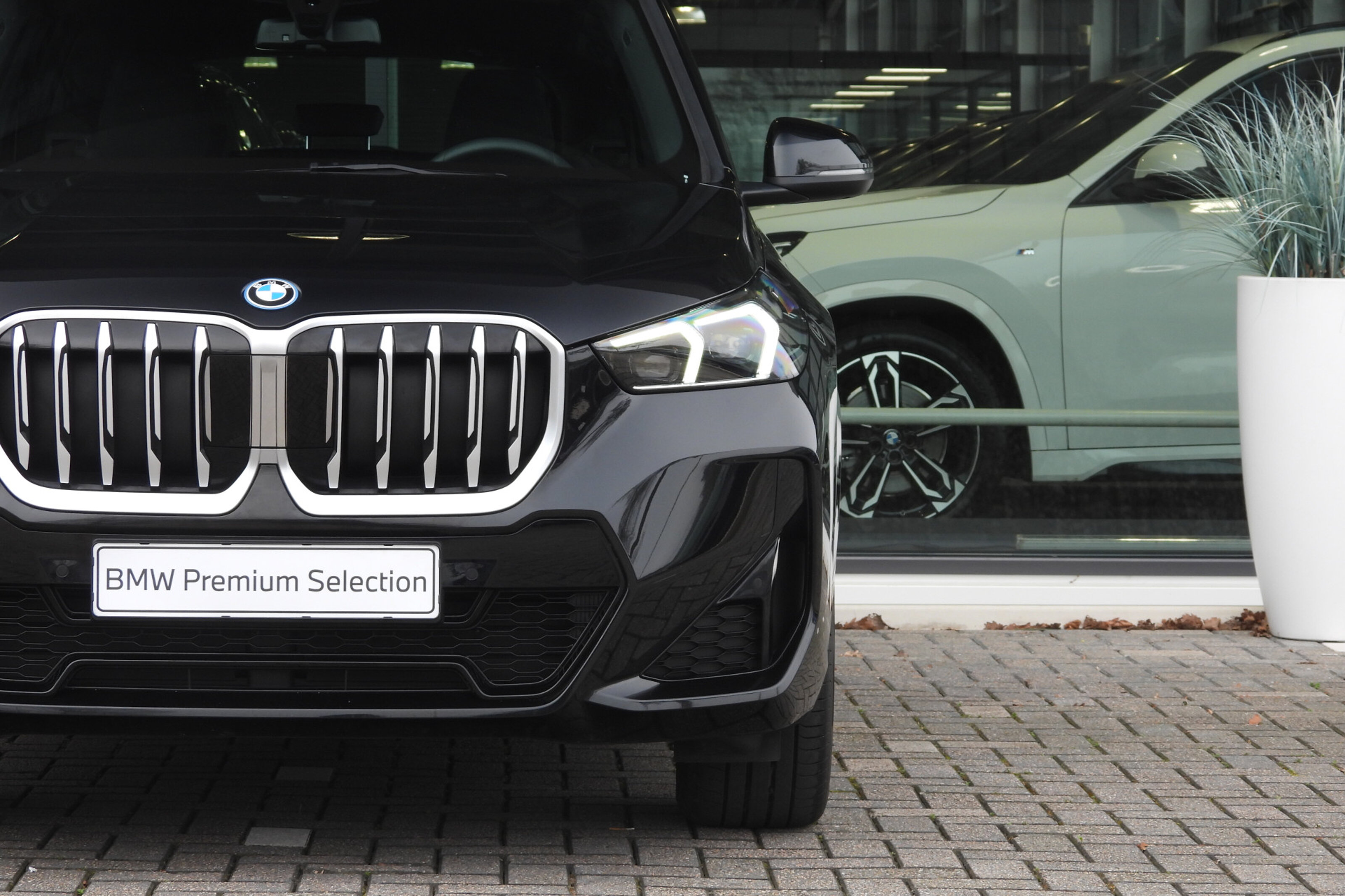 BMW X1 8