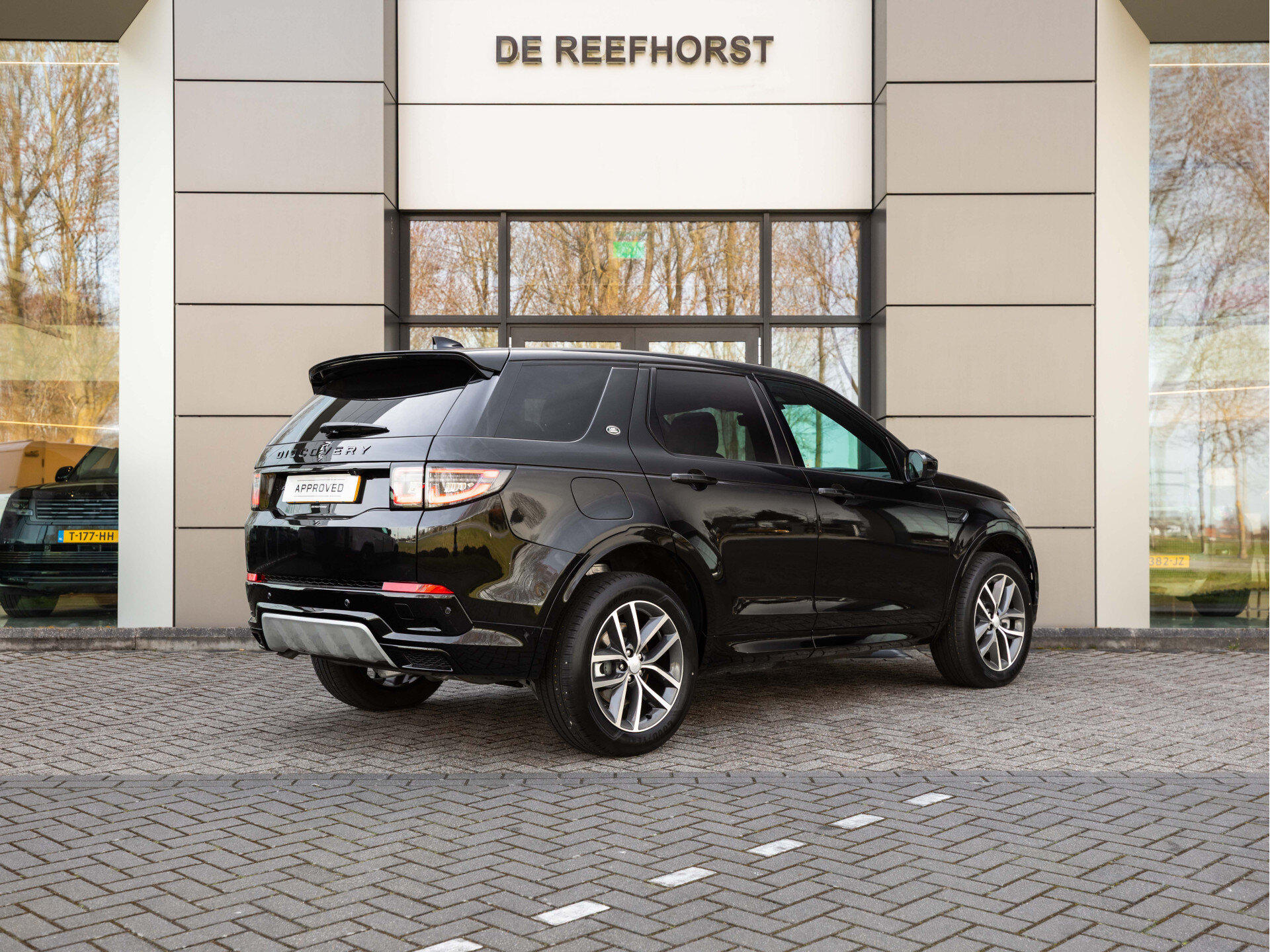 Land Rover Discovery Sport P270e PHEV Business Edition - Afbeelding 2