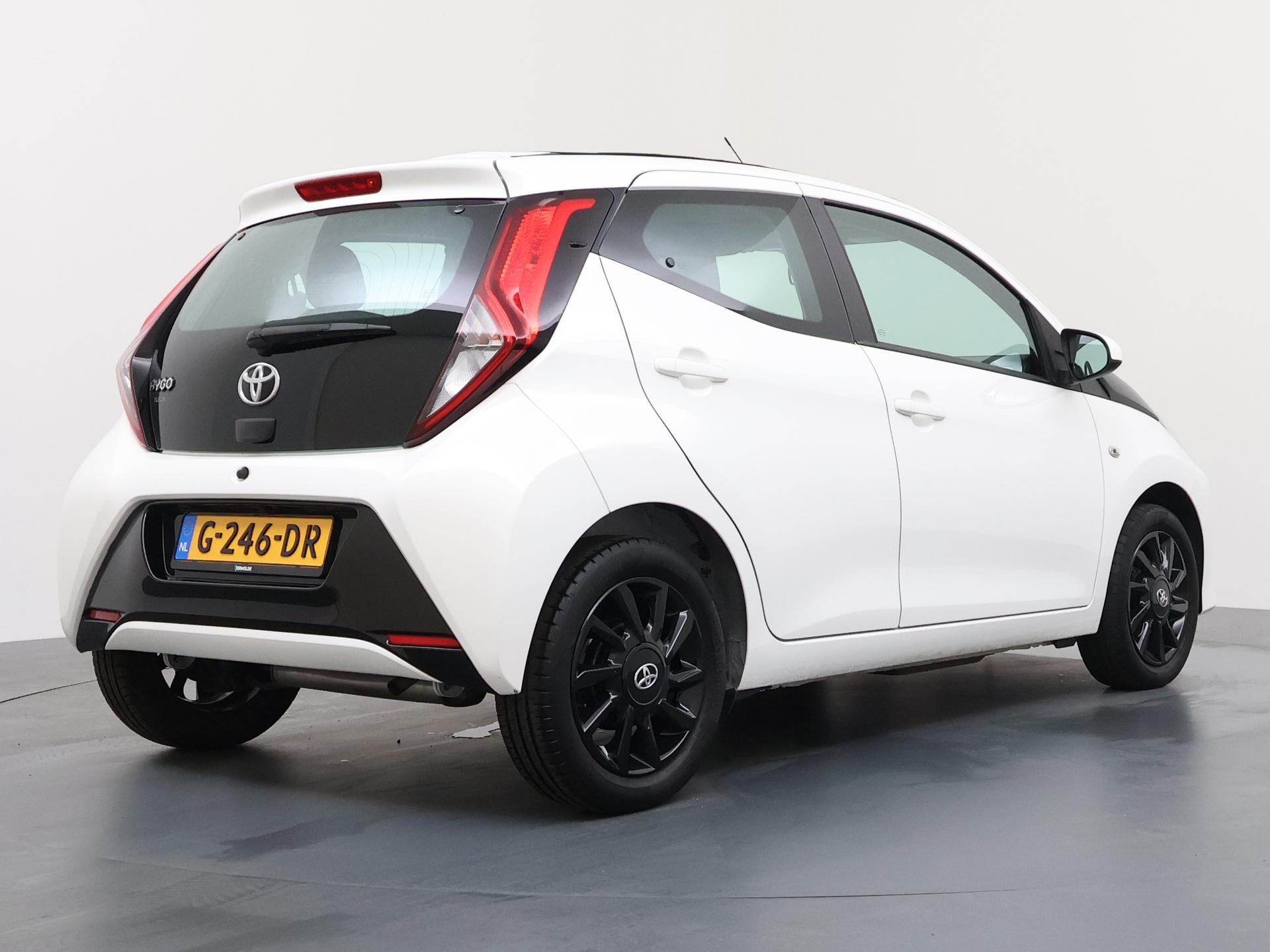 Toyota Aygo 1.0 VVT-i x-play limited - Afbeelding 5