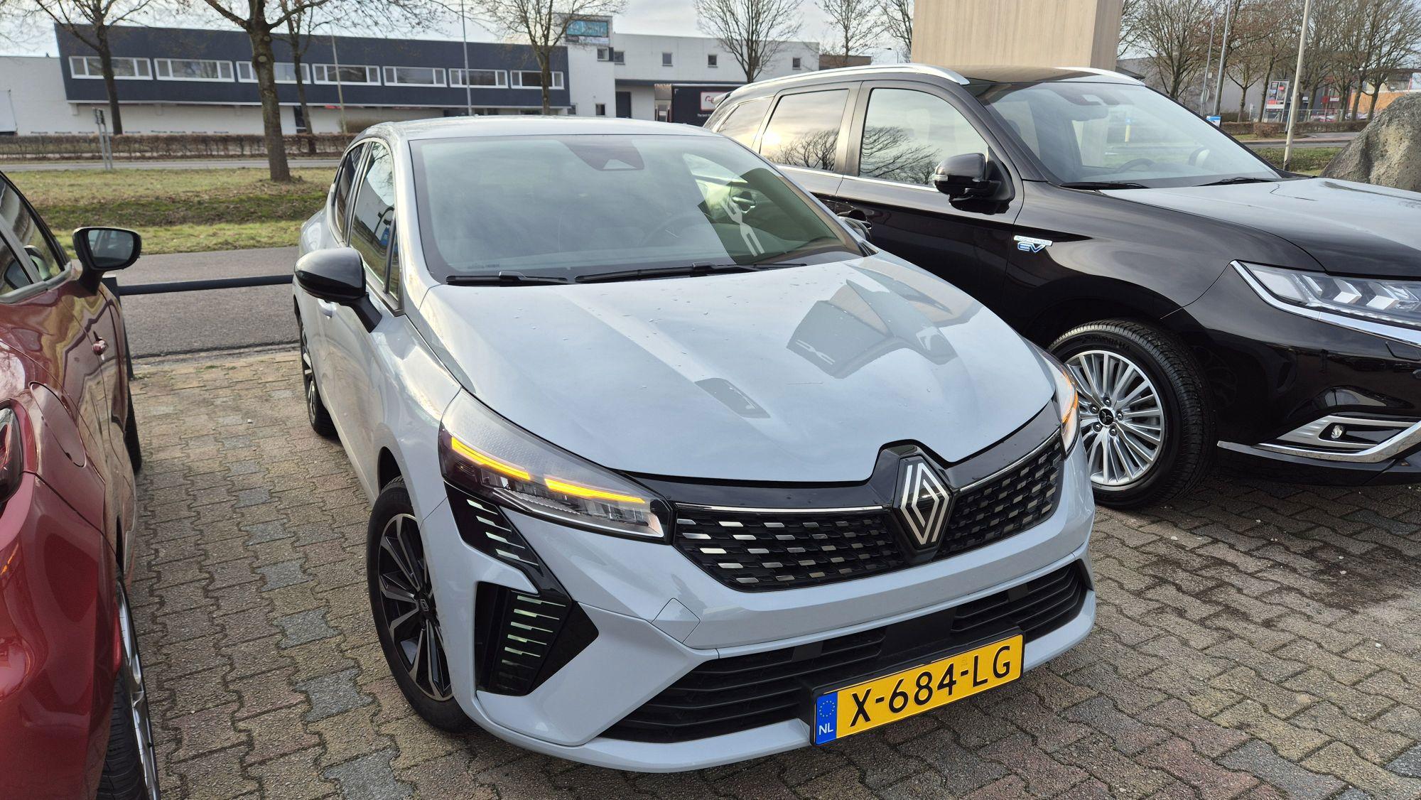 Renault Clio E-Tech full hybrid 145 techno - Afbeelding 2