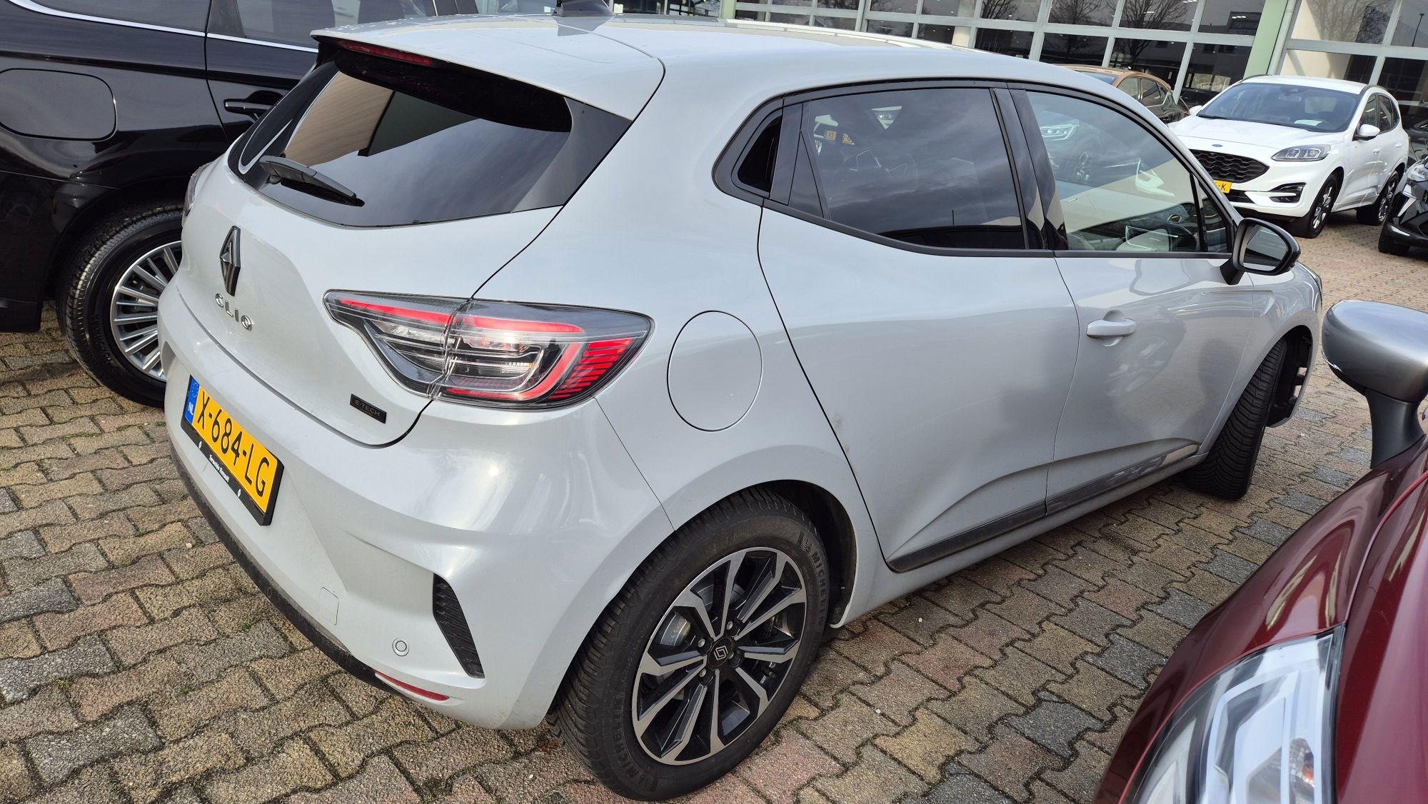 Renault Clio E-Tech full hybrid 145 techno - Afbeelding 4