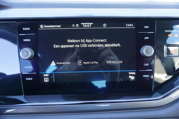 Apple Carplay/Android Auto