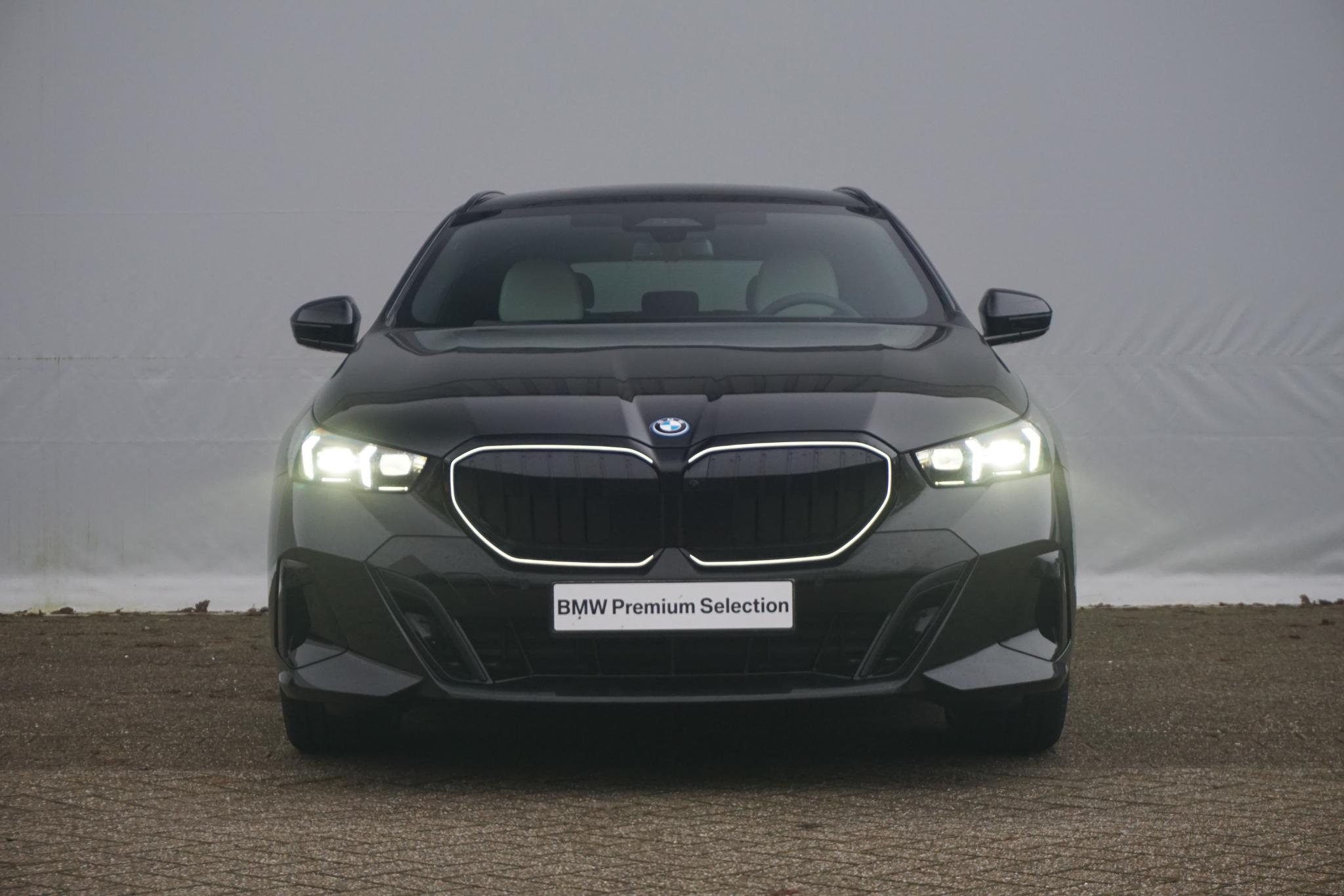 BMW 5 Serie Touring 530e - Afbeelding 4