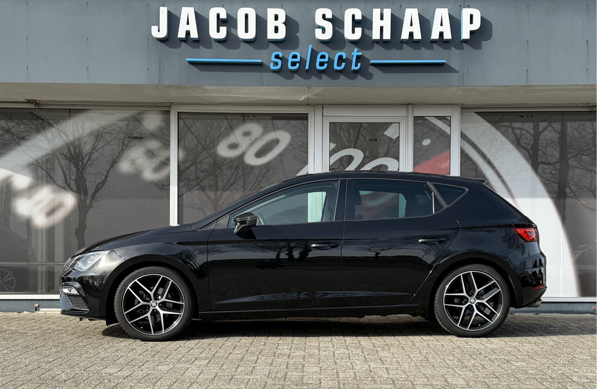 SEAT Leon 1.4 EcoTSI FR Business Intense - Afbeelding 2