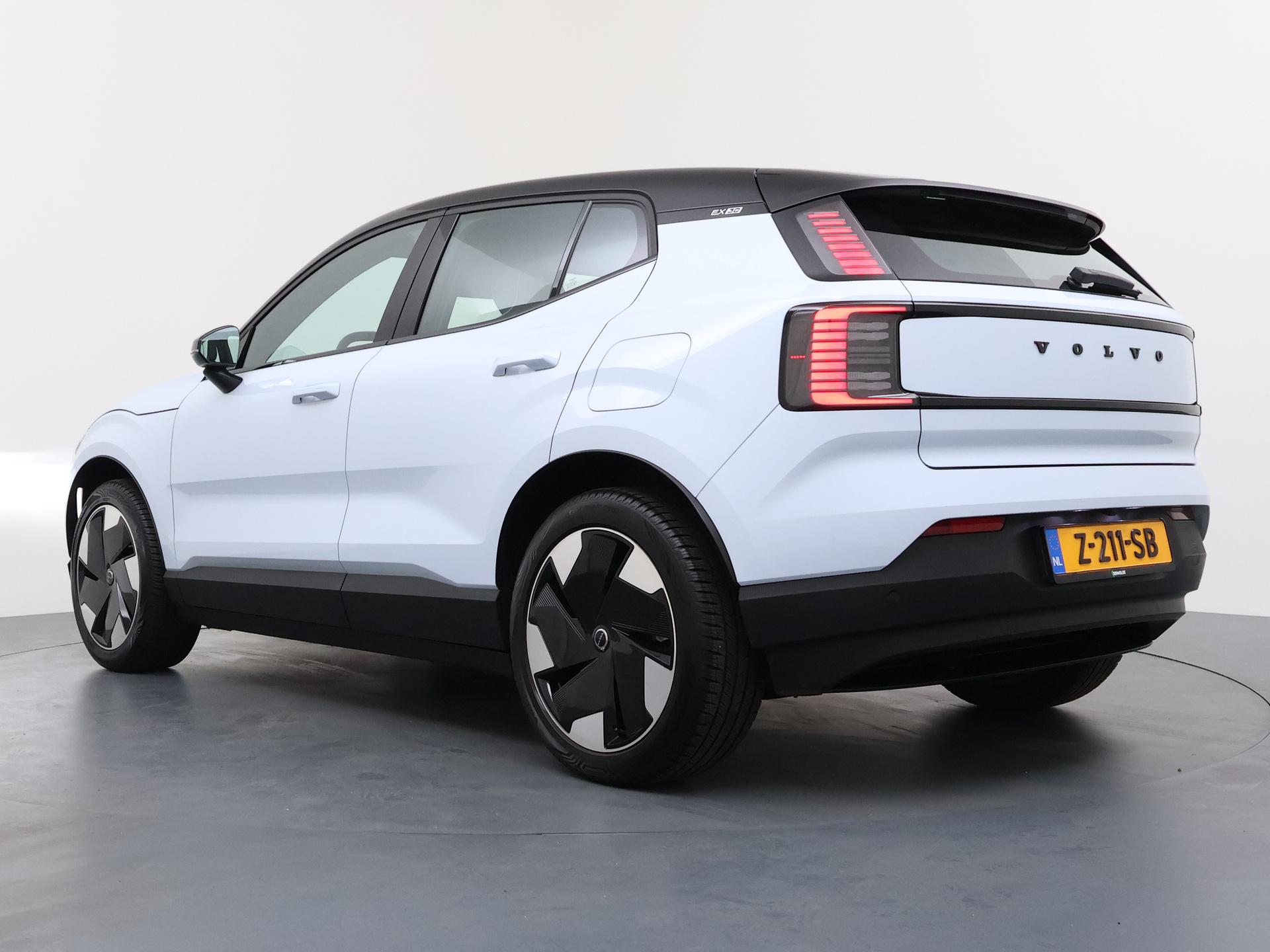 Volvo EX30 Single Motor Extended Range Plus 69 kWh - Afbeelding 3
