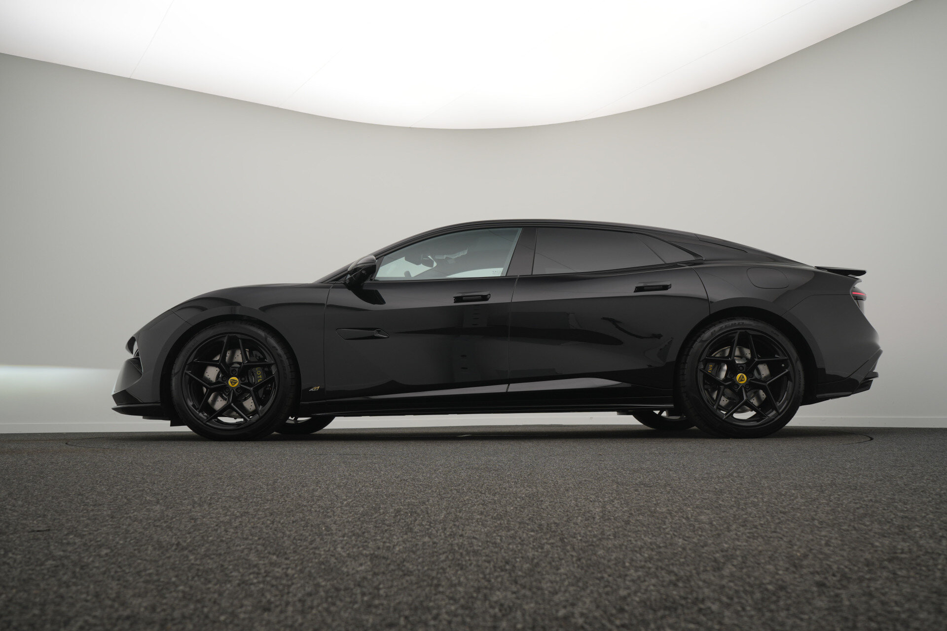 Lotus Emeya 600 GT SE 4WD - Afbeelding 2