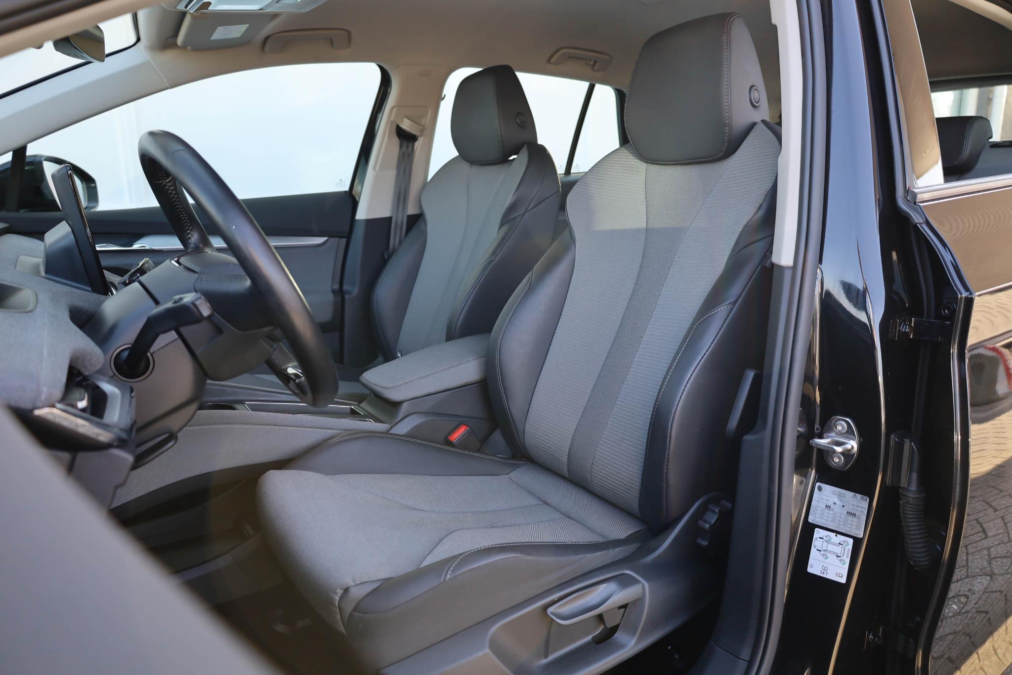 Skoda Enyaq 60 180pk - Afbeelding 4