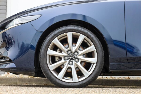 lichtmetalen velgen 18"