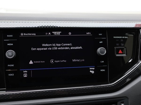 Apple Carplay/Android Auto