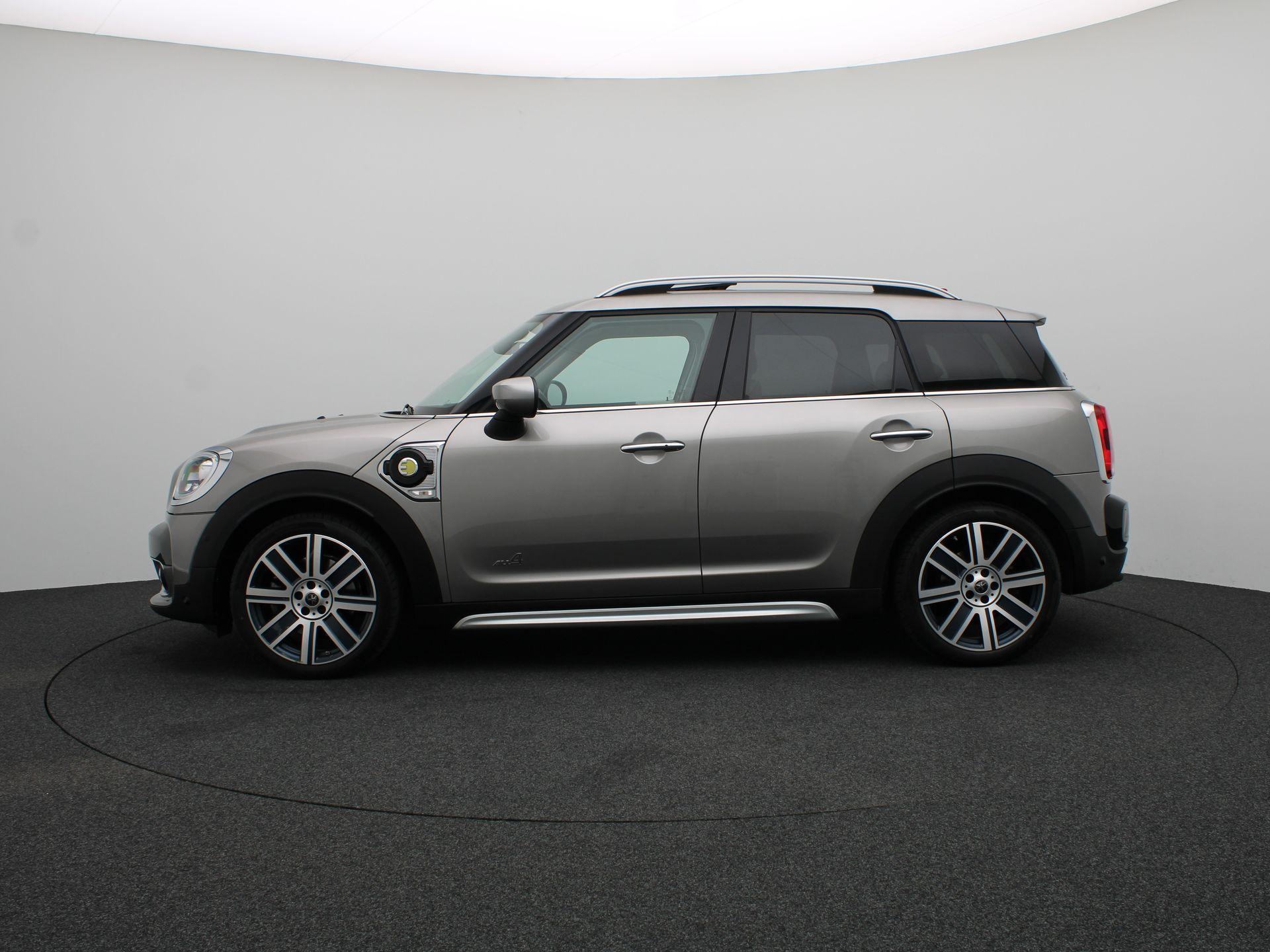 MINI Countryman Cooper S E ALL4 - Afbeelding 4