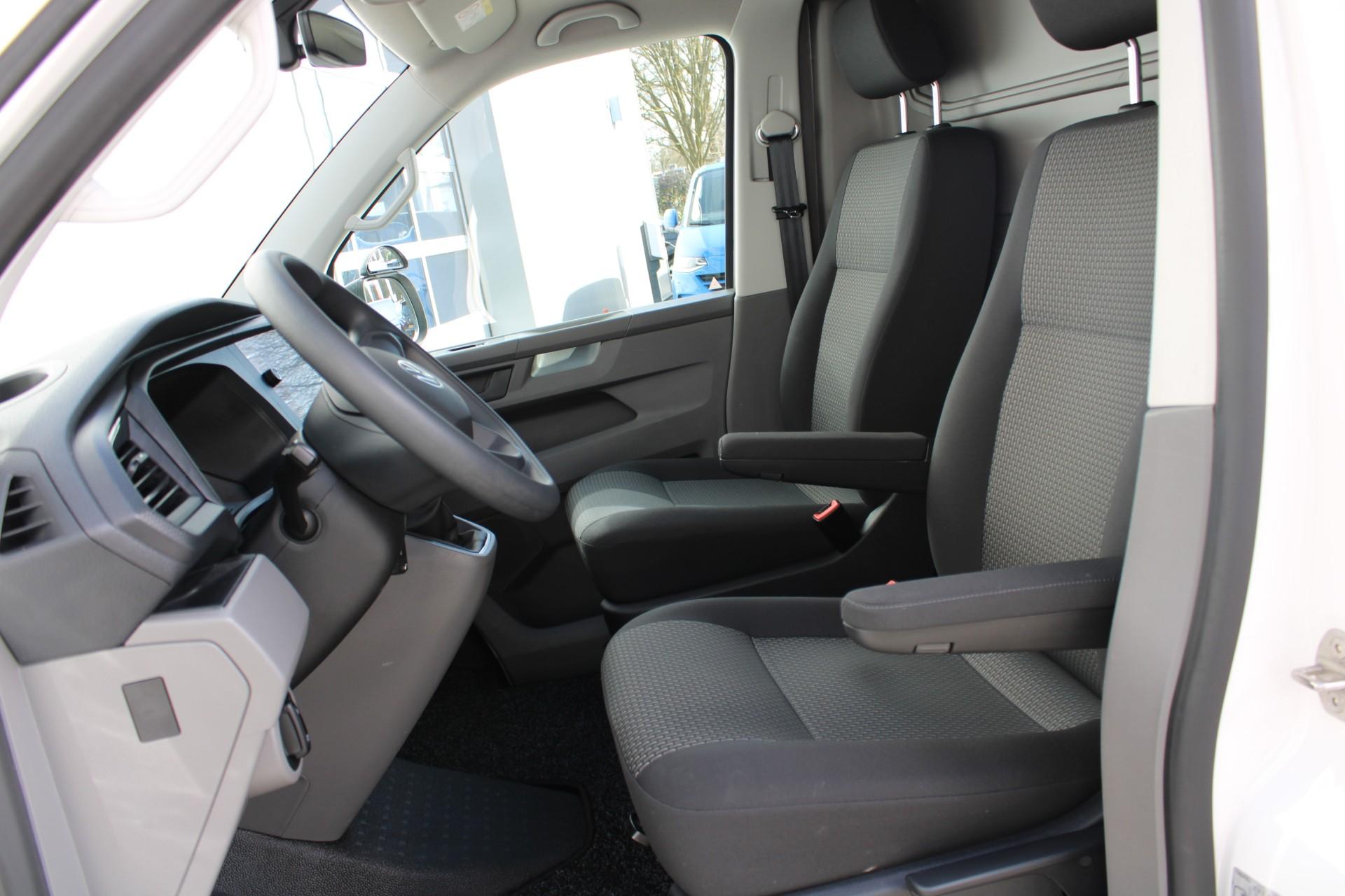 Volkswagen Transporter 2.0 TDI 150pk L1H1 28 - Afbeelding 4