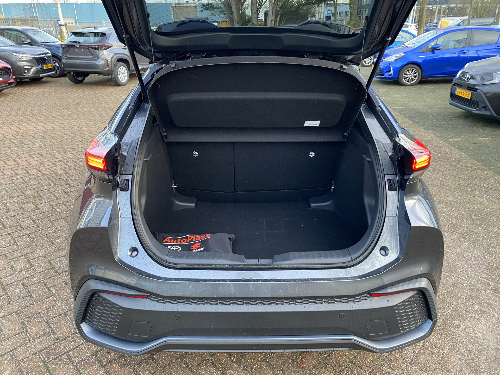 Toyota C-HR 1.8 Hybrid 140 Dynamic - Afbeelding 5